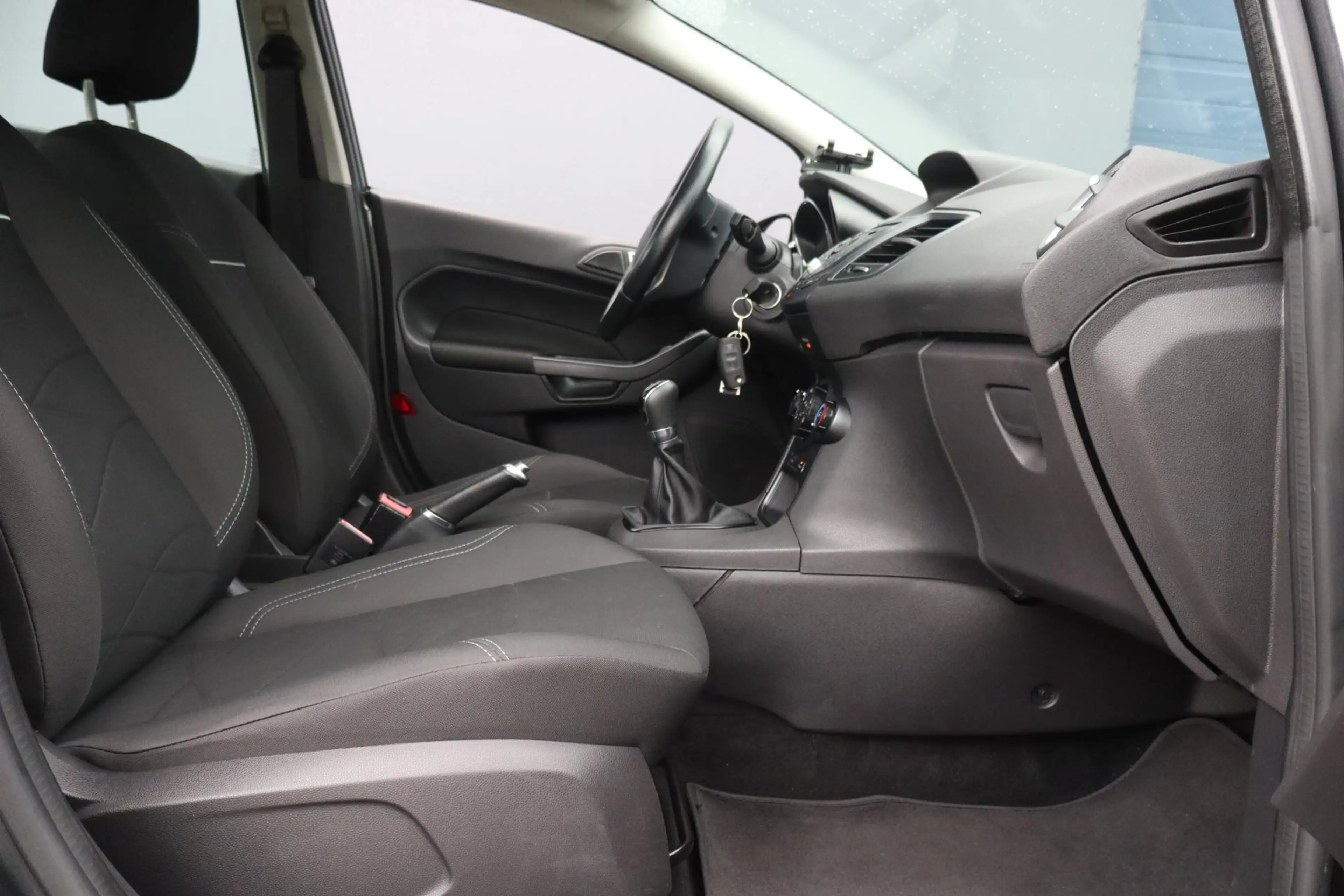 Ford Fiesta 1.0 Style Ultimate | Airco | LM velgen | PDC voor — photo 4