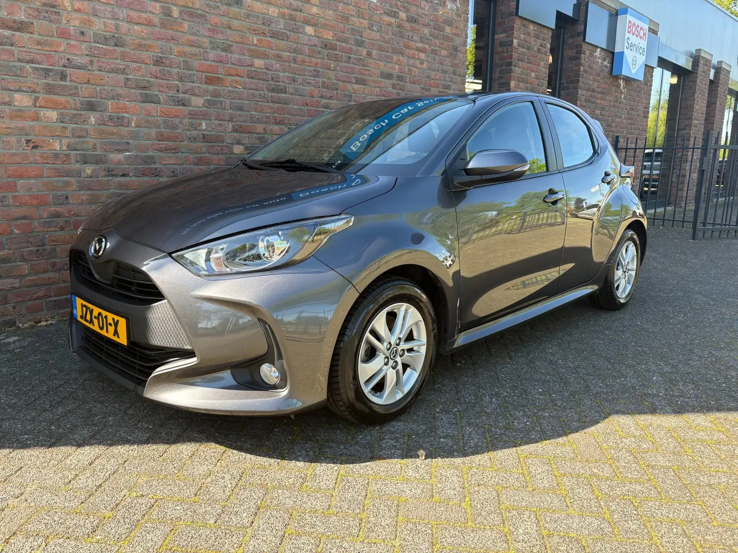mazda 2