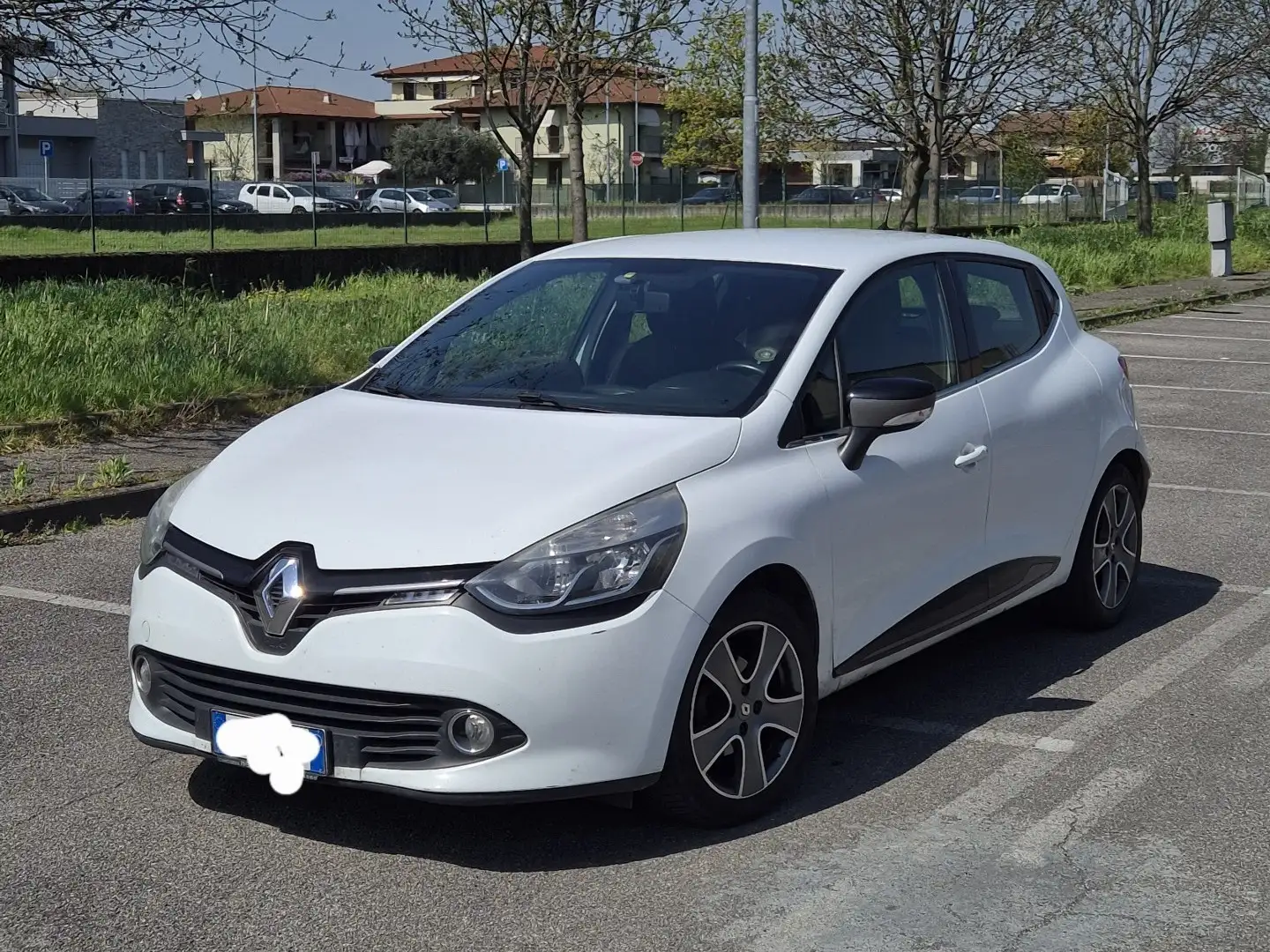 Renault Clio NEOPATENTATI - 1