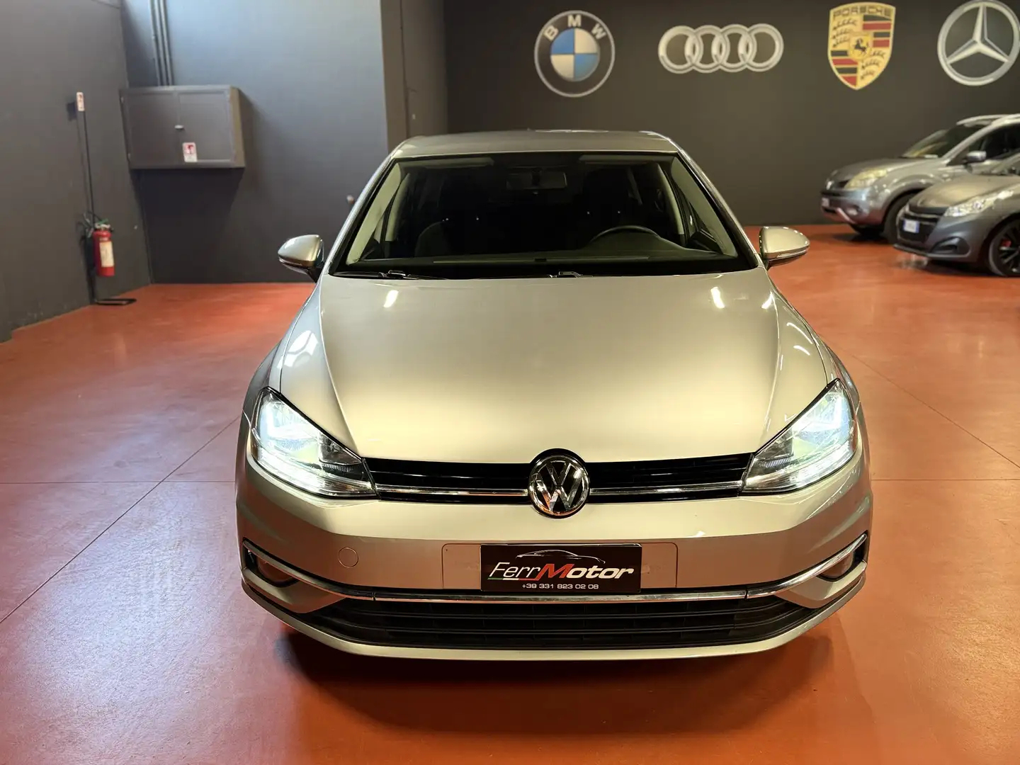 Volkswagen Golf 7,5   5p 1.5 tgi Executive 130cv dsg - 2