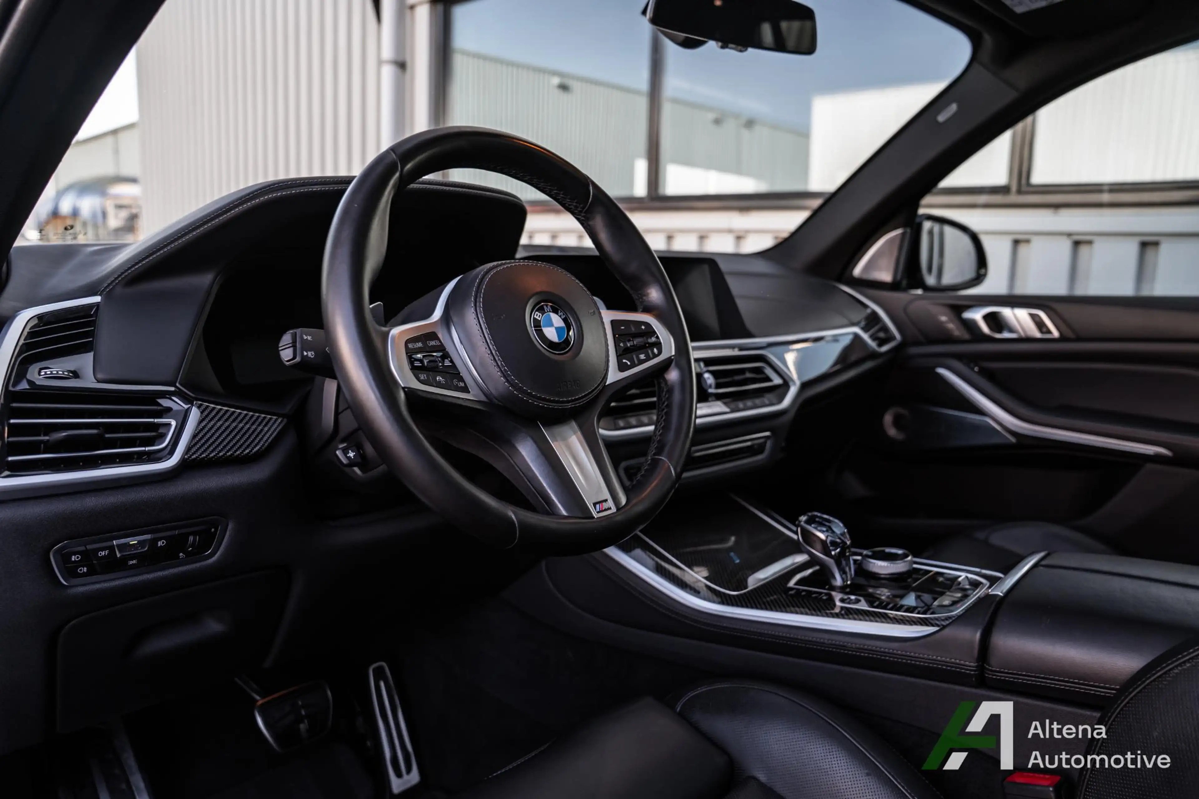 BMW X5 xDrive45e High Executive M-sport, trekhaak, 22inch — photo 12