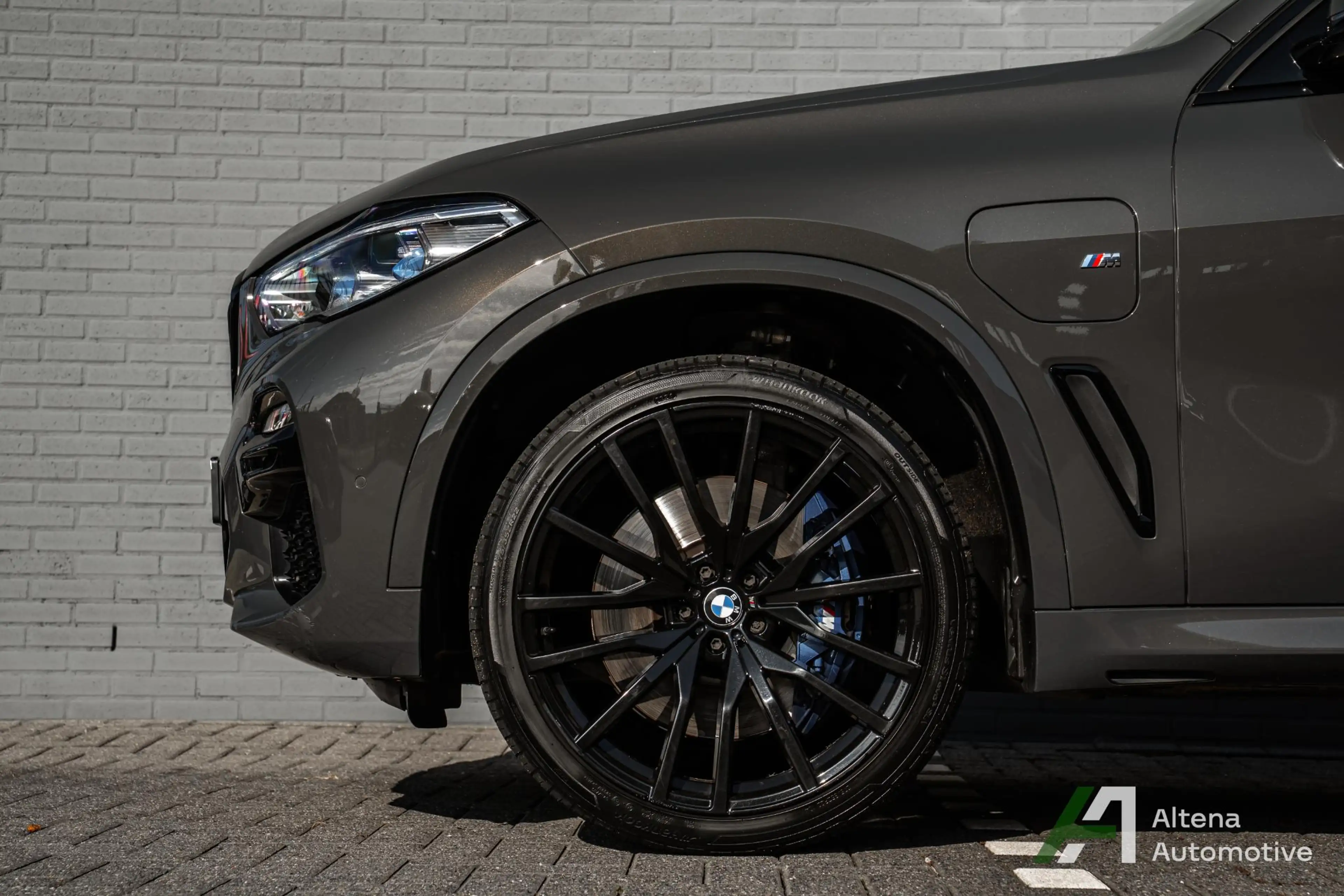 BMW X5 xDrive45e High Executive M-sport, trekhaak, 22inch — photo 4