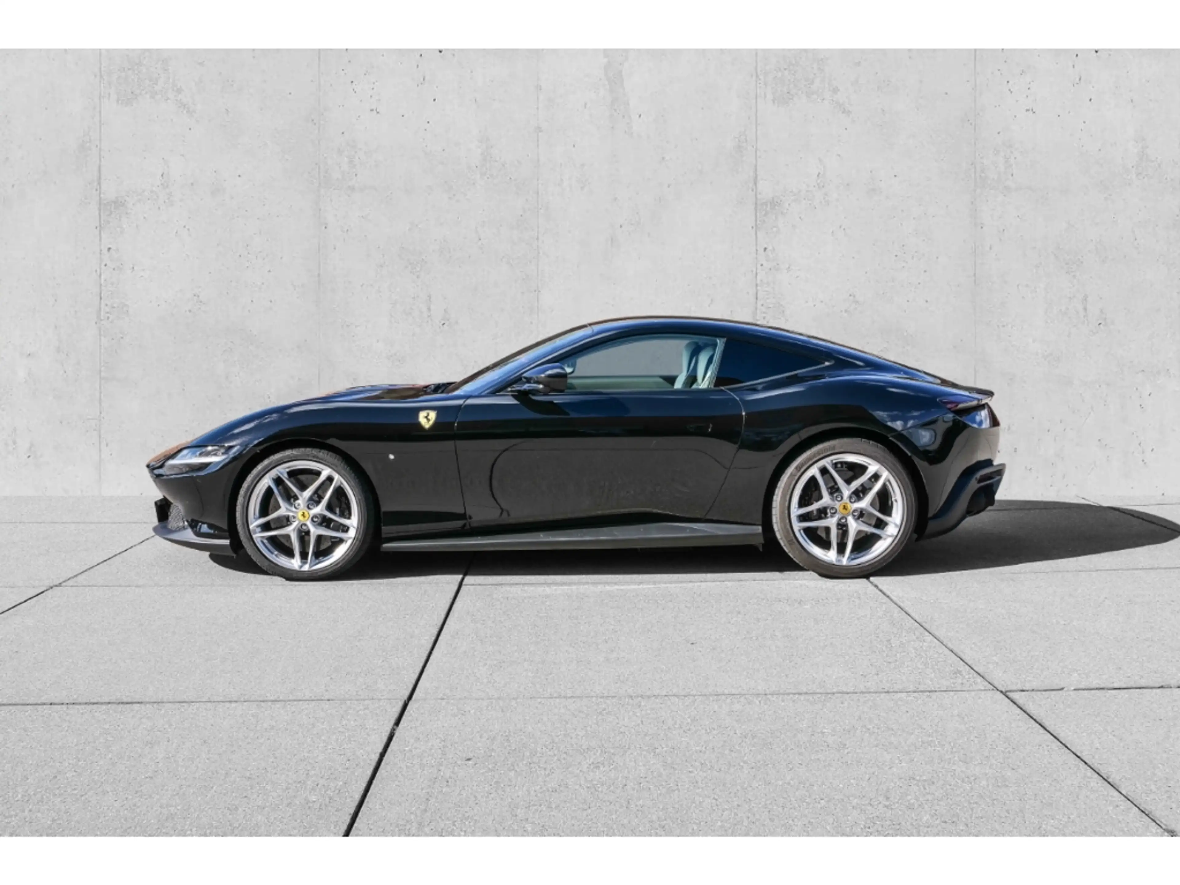Ferrari Roma *Nero Stellato*Daytona Sitze*Carbon+LED*Beifahrer- — photo 3