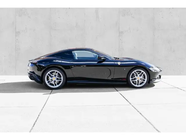 Ferrari Roma view 7