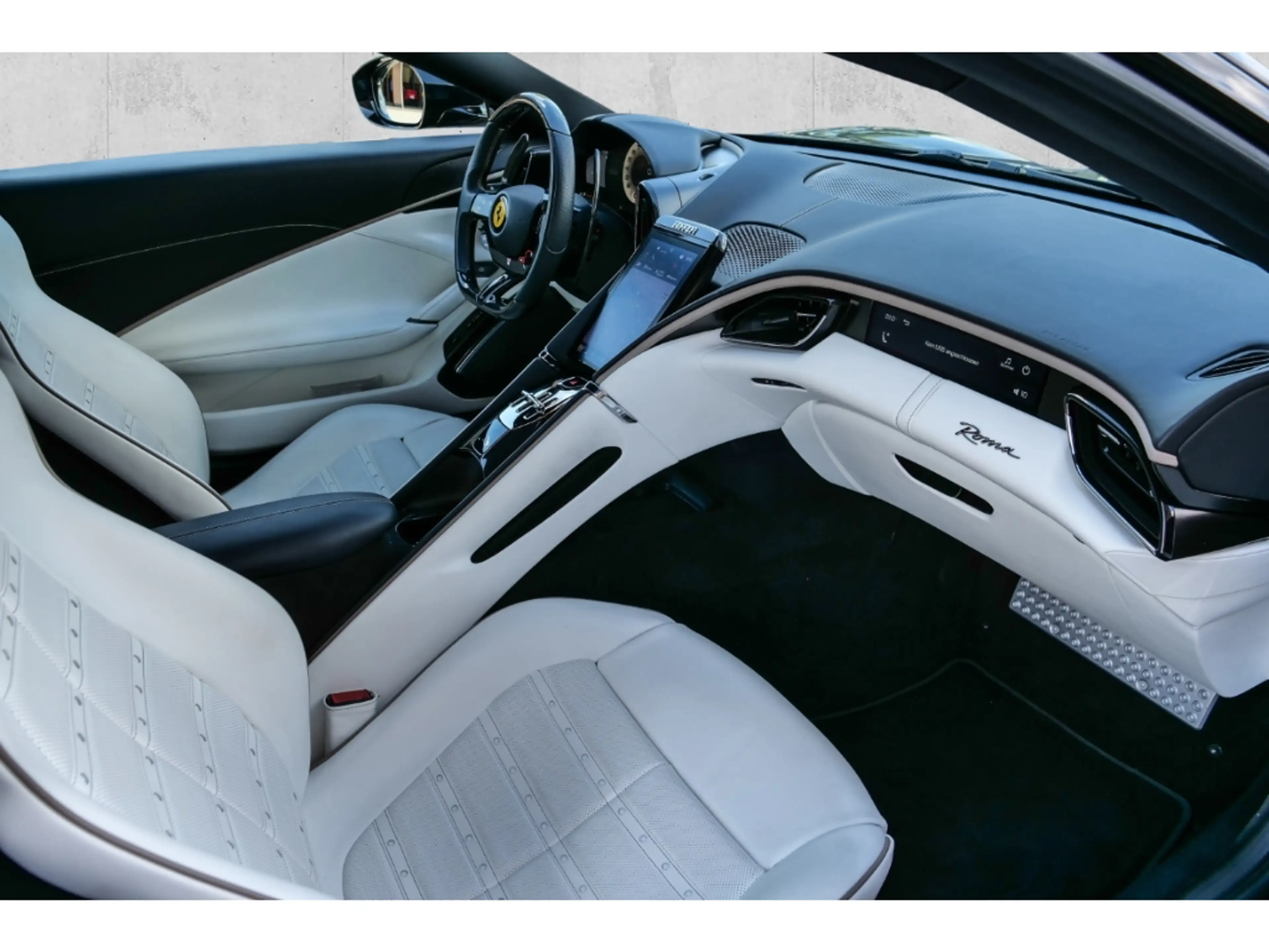 Ferrari Roma *Nero Stellato*Daytona Sitze*Carbon+LED*Beifahrer- — photo 14