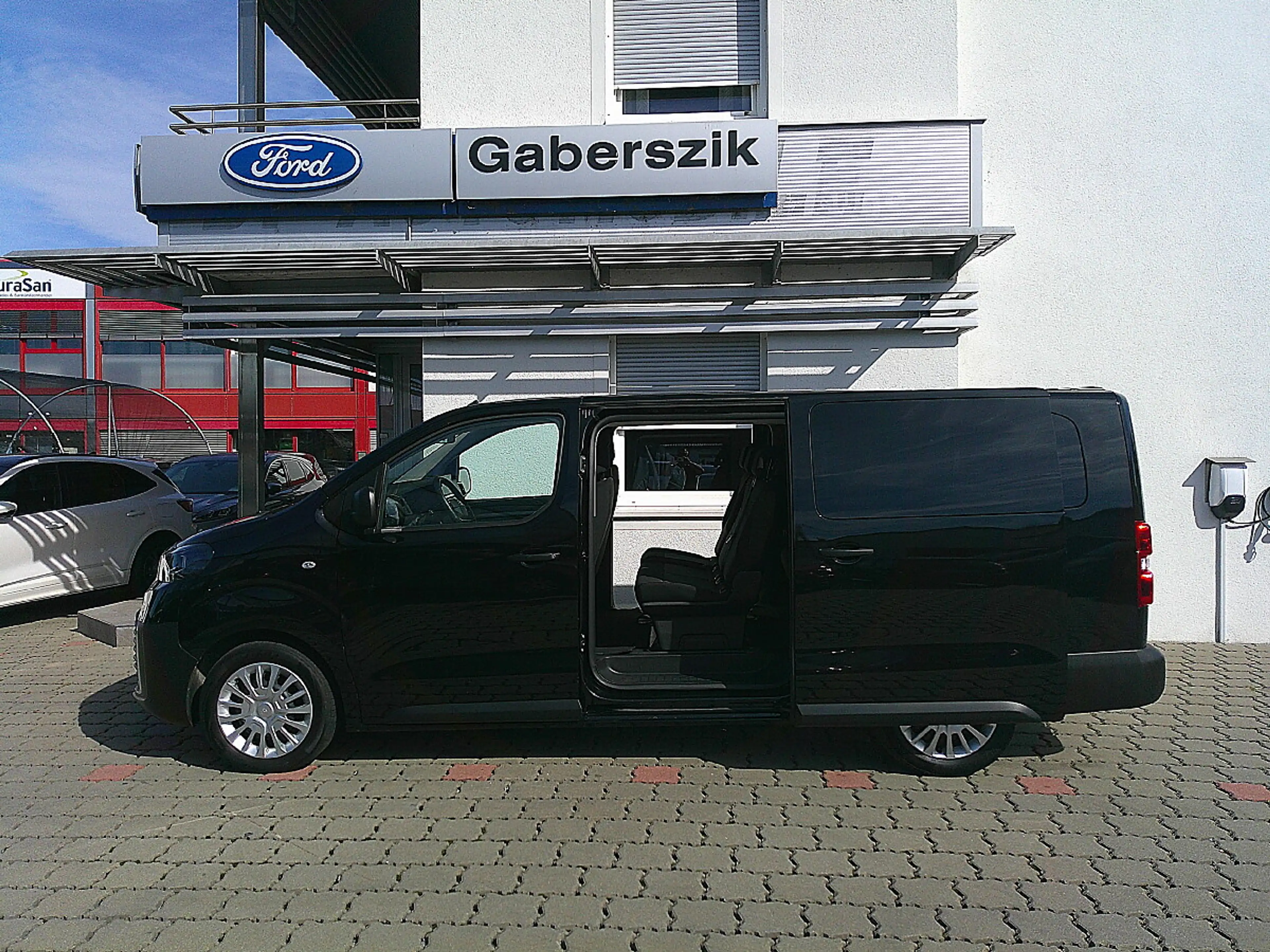 Toyota Proace Verso 2,0 D-4D 145 L2 9-Sitz. Shuttle — photo 6