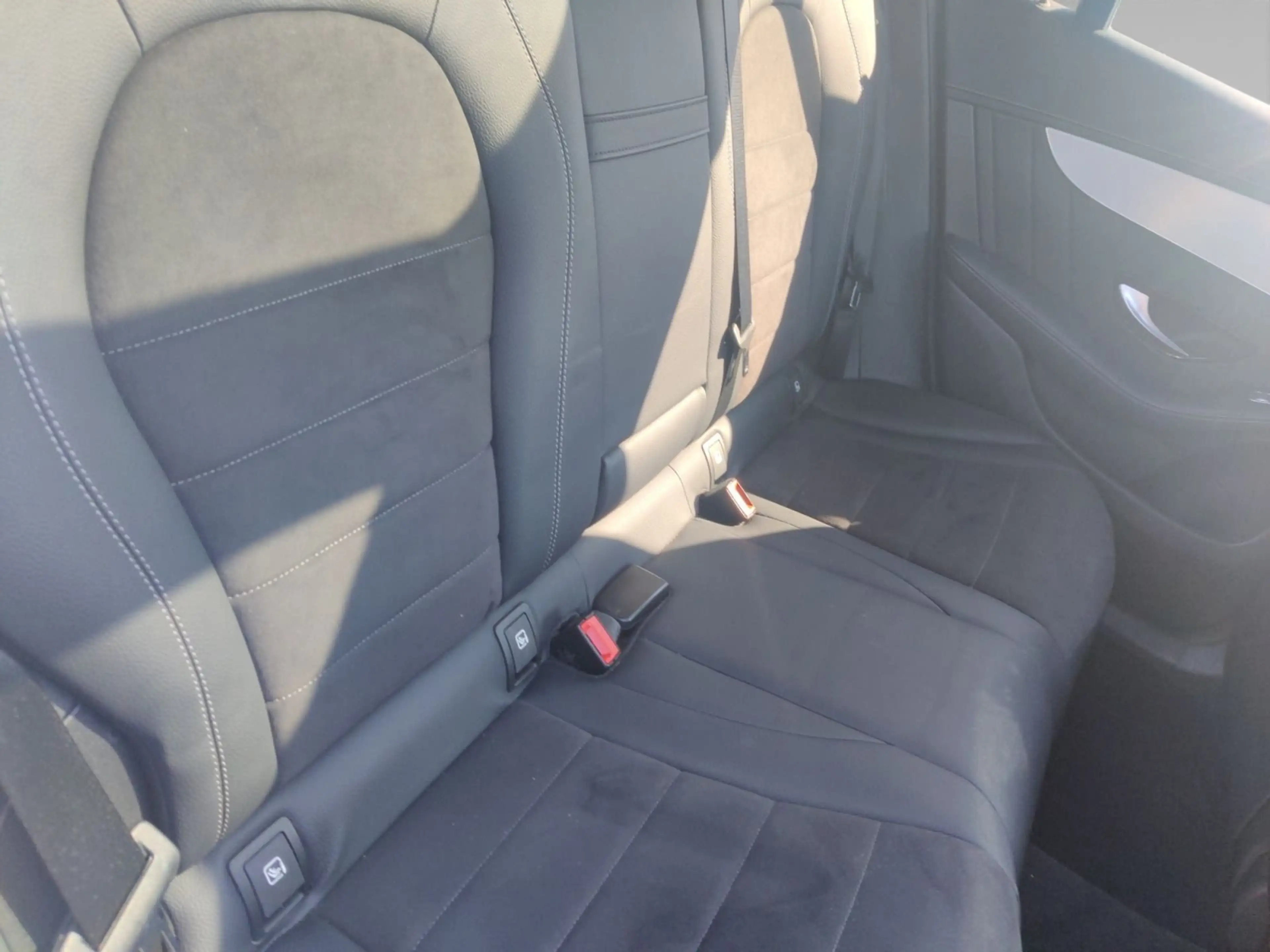 Mercedes-Benz GLC 350 d 4Matic AMG Line ACC AHK ILS Pano COMAN — photo 15