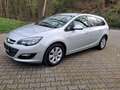 Opel Astra J Sports Tourer Style*TOP*NEU TÜV*GEWAHR * Silber - thumbnail 2