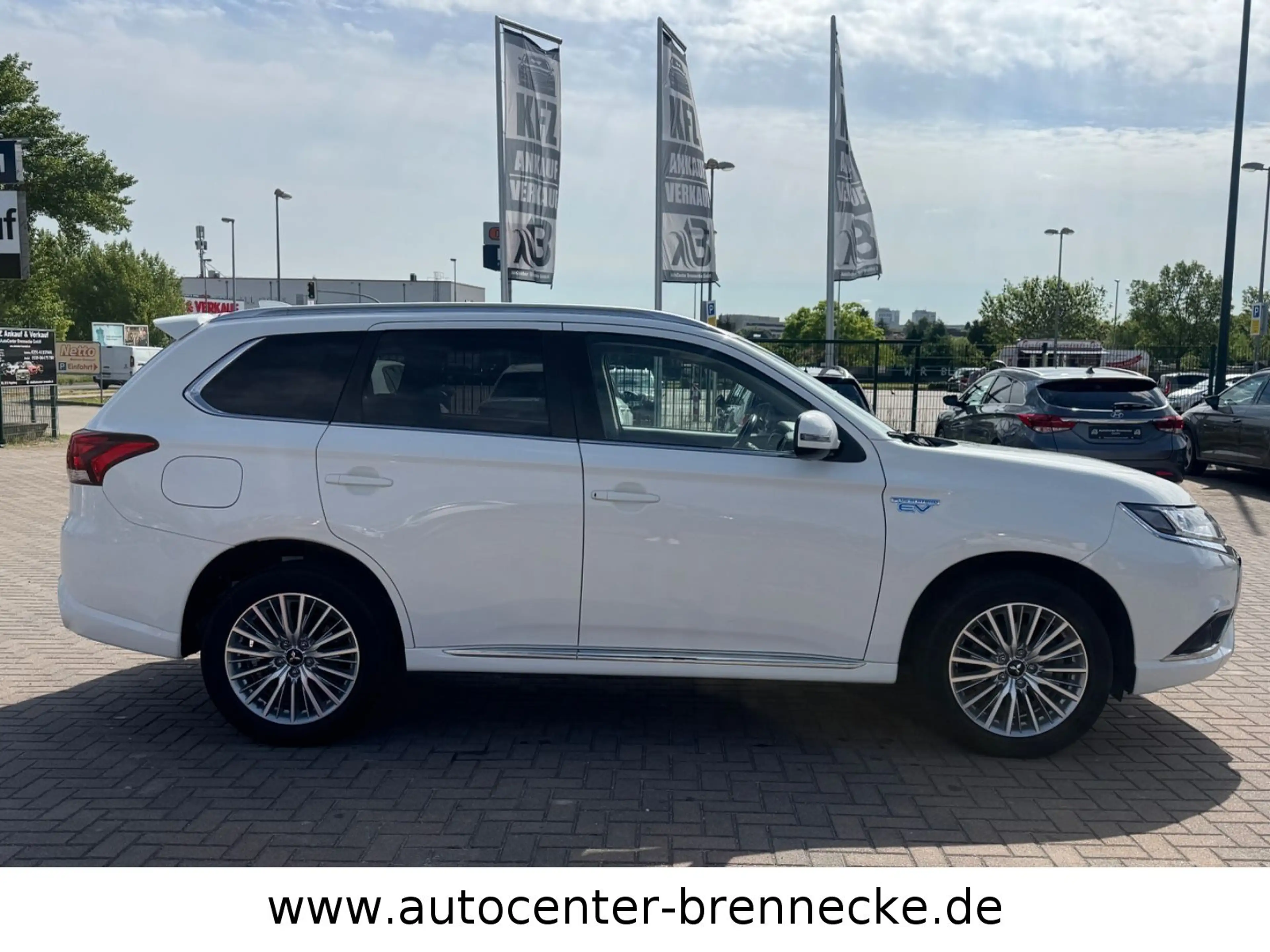Mitsubishi Outlander PHEV Diamant 4WD — photo 7