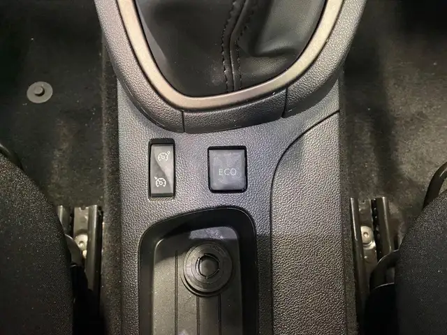 Renault Clio view 13