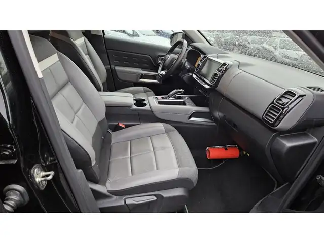Citroen C5 Aircross view 9