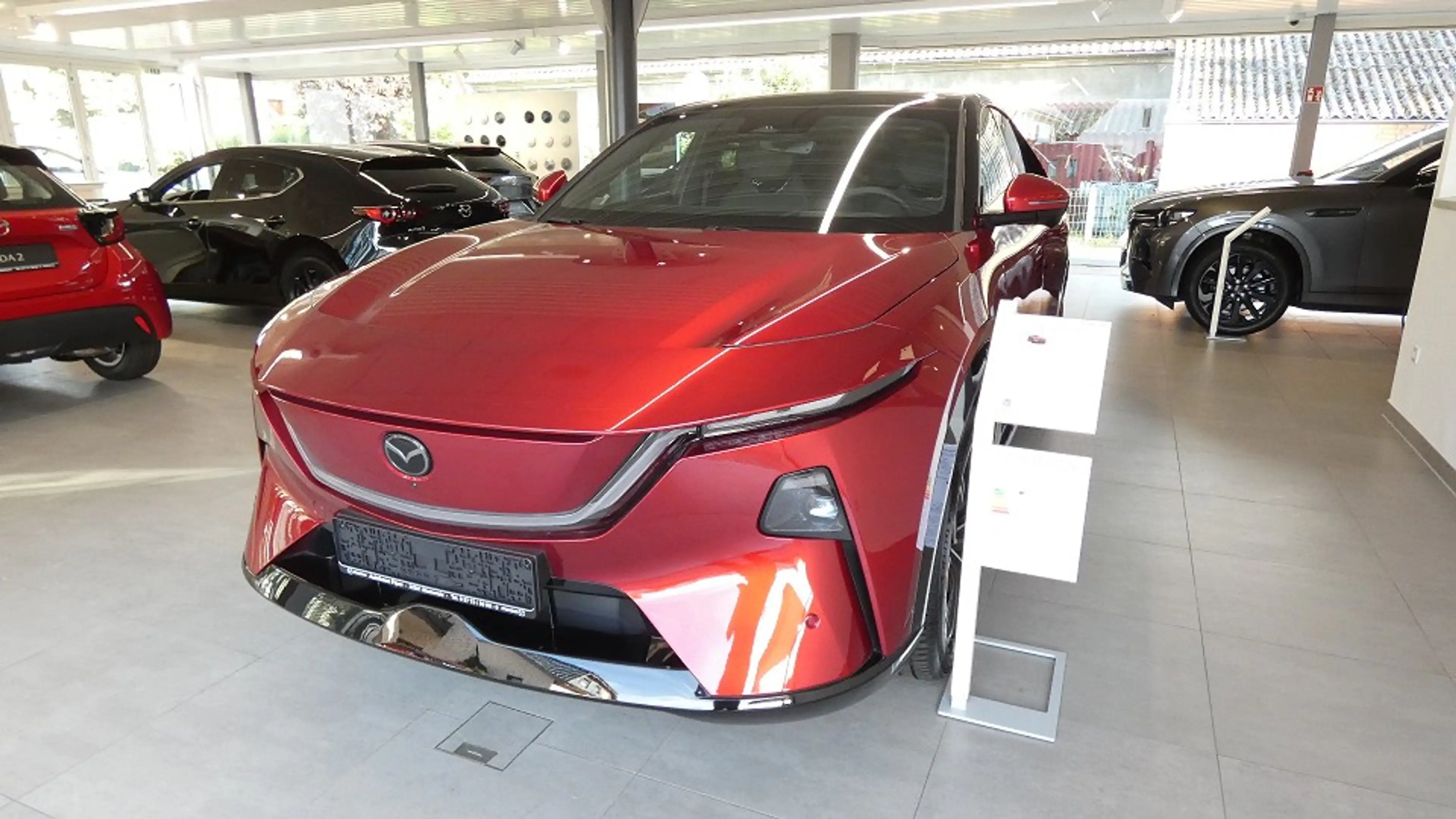 Mazda CX-6e EV 258ps 1AT RWD Takumi BKTR PABS