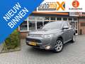 Mitsubishi Outlander 2.0 PHEV Instyle |Elektrische stoelen!|Pano!|Navi! Grau - thumbnail 1