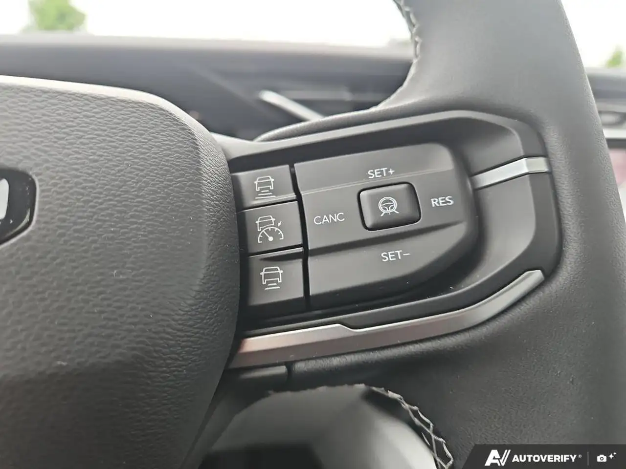 Jeep Cherokee photo Jeep Cherokee