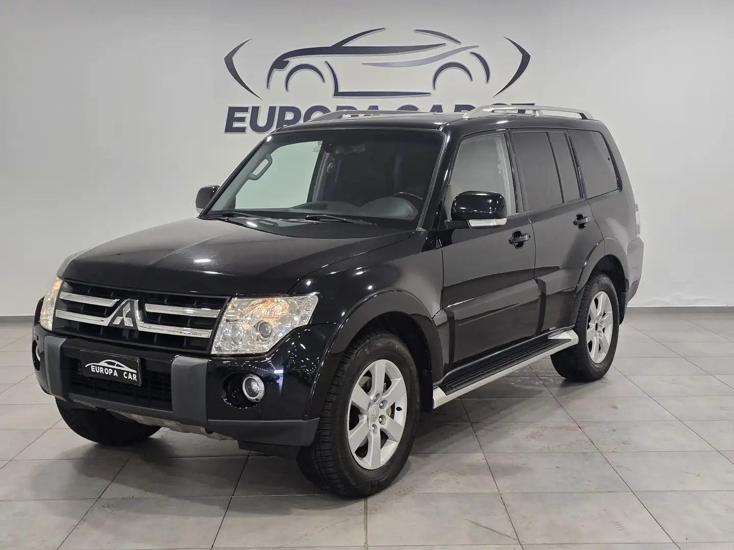 Mitsubishi Pajero Nero - 1