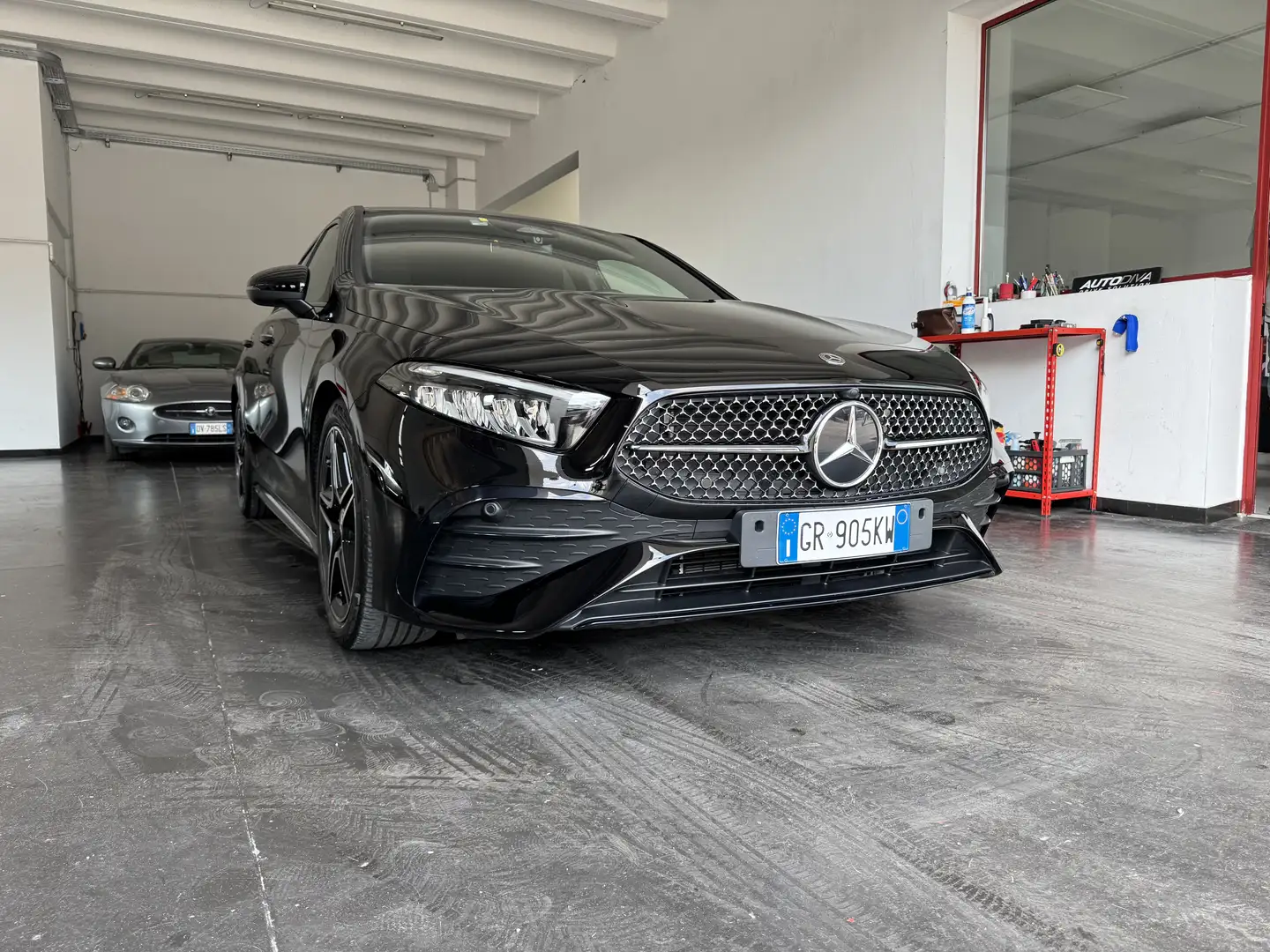 Mercedes-Benz A 180 Classe A - W177 2023 AMG Line Advanced Plus auto Nero - 1