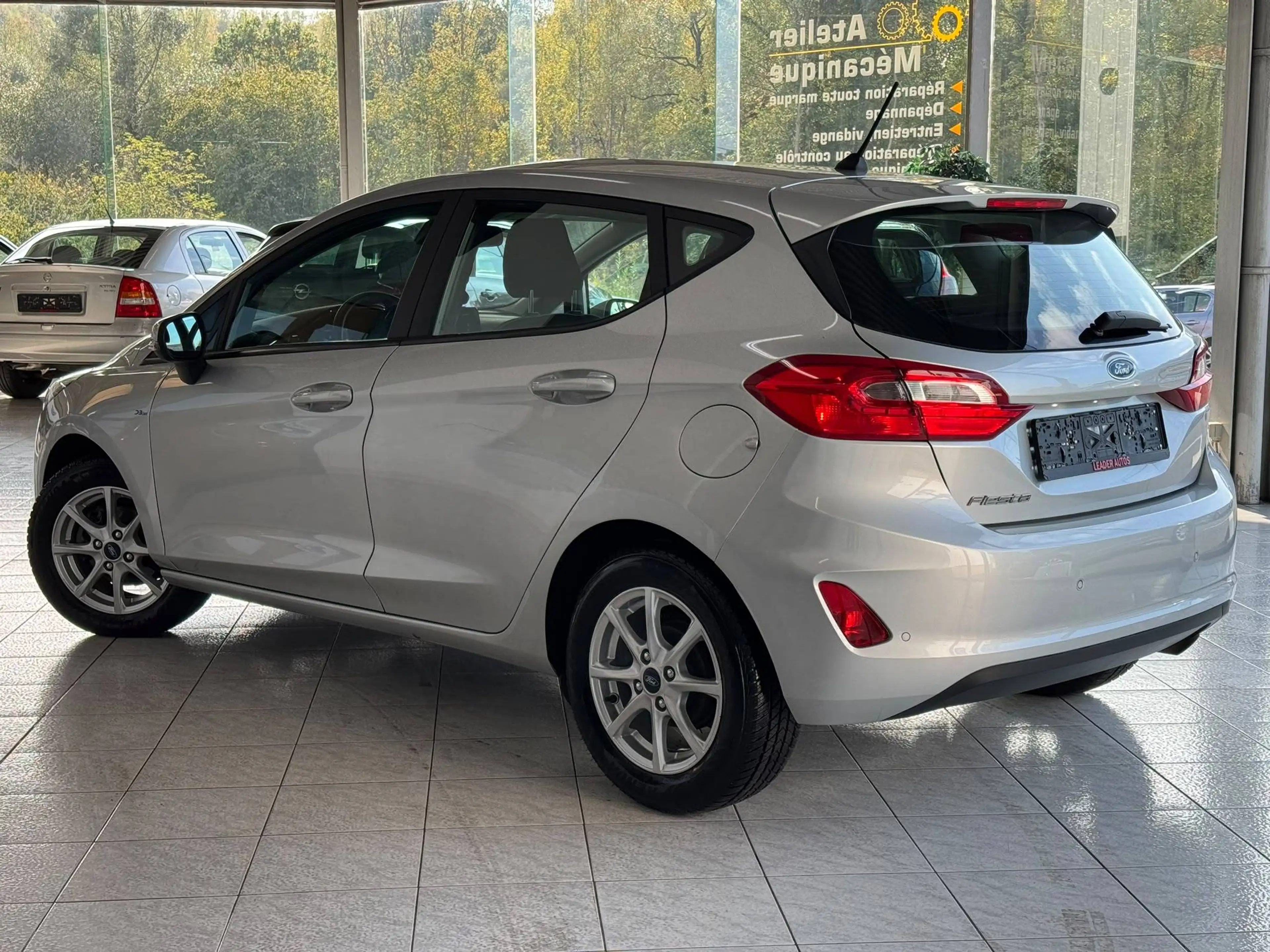 Ford Fiesta 🟩1.1 ESSENCE 71CV - AIRCO - CRUISE - NAVIGATION - EURO 6DT — photo 4