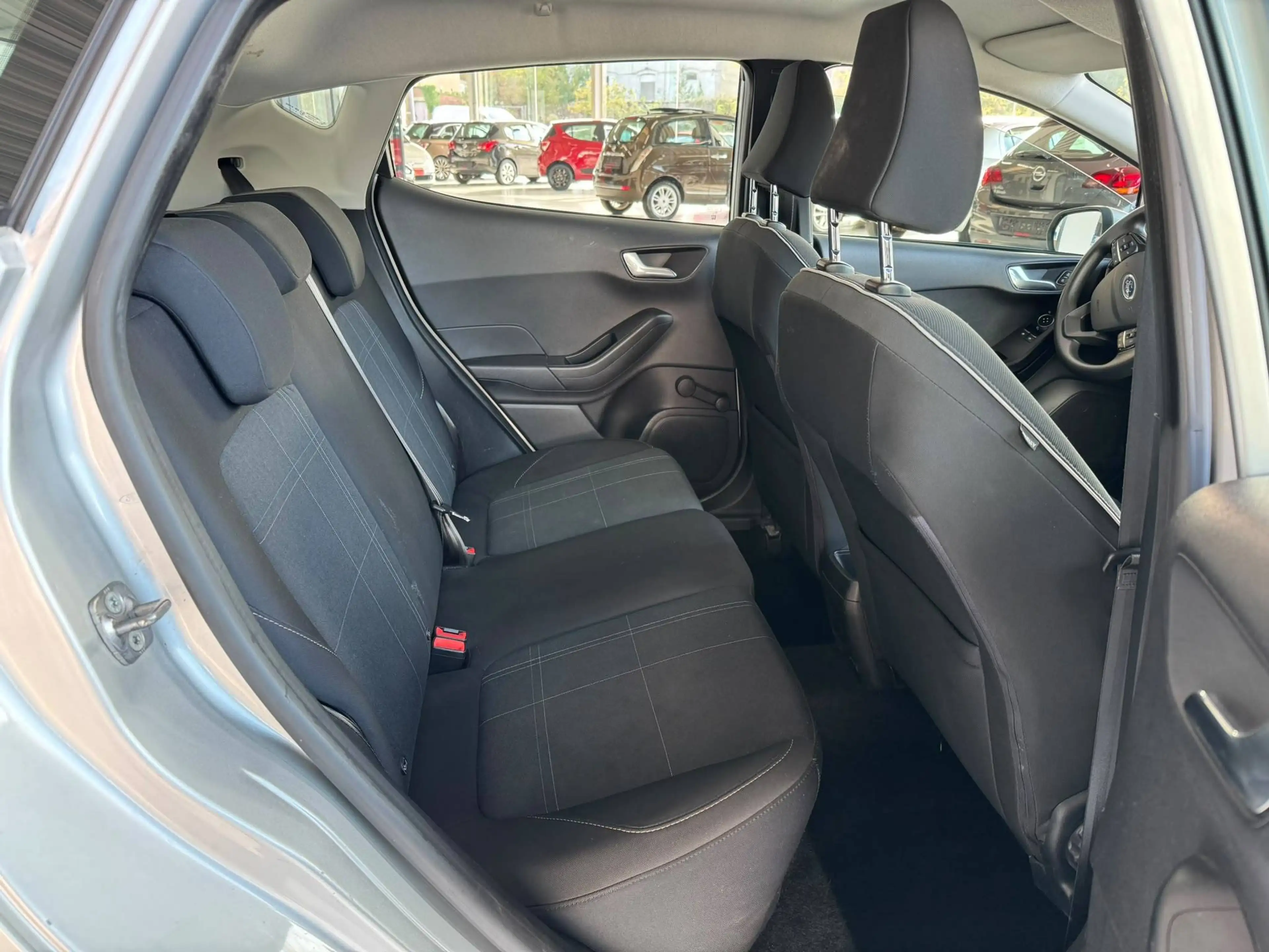 Ford Fiesta 🟩1.1 ESSENCE 71CV - AIRCO - CRUISE - NAVIGATION - EURO 6DT — photo 9