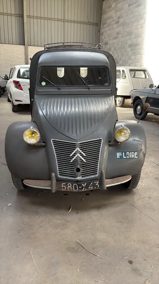 Citroen 2CV Type AU 375CC
