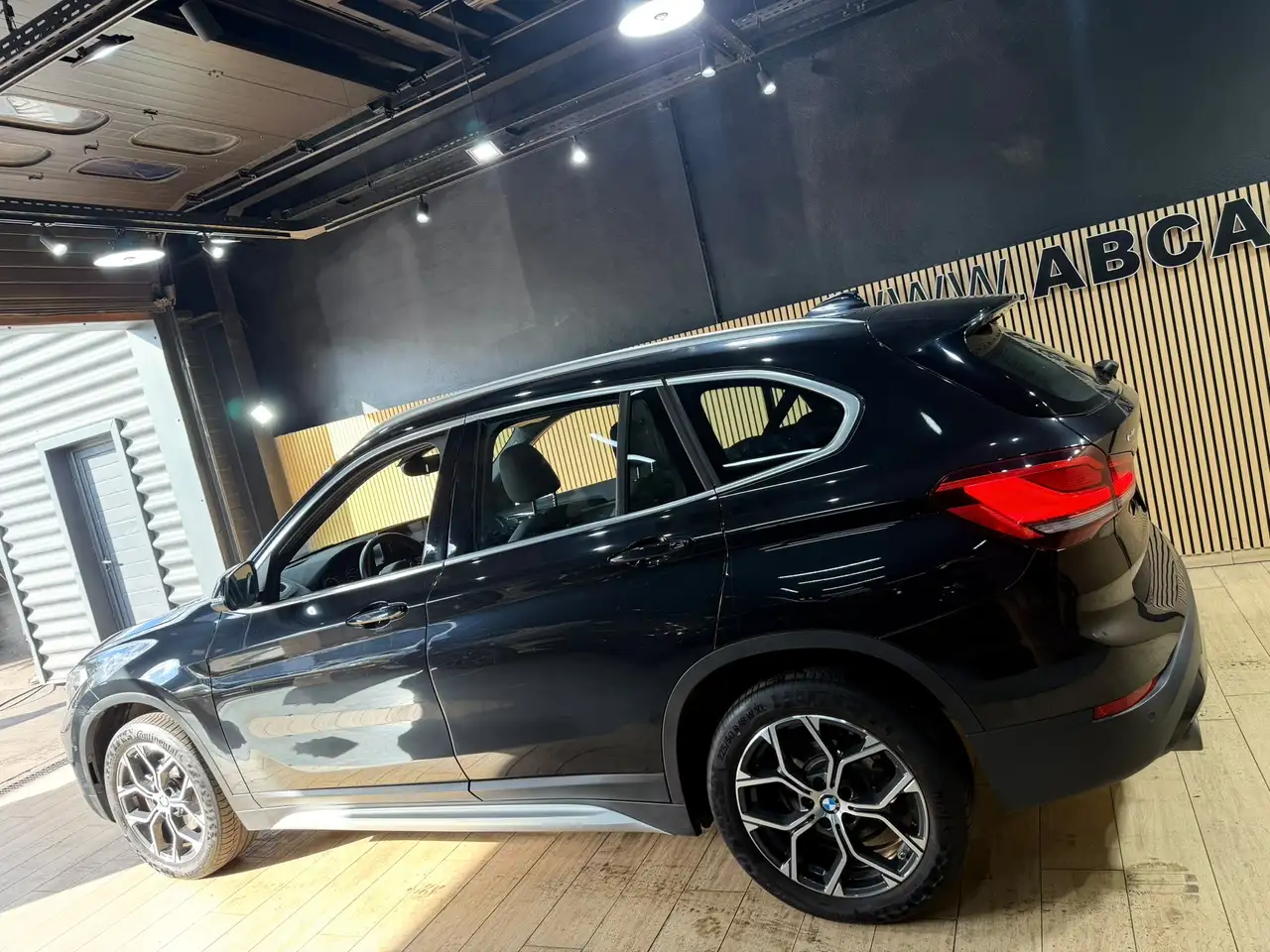 BMW X1 1.5i sDrive18 * SPORT * GARANTIE 12 MOIS * 1ER PROPRIETAIRE *, миниатюра 3