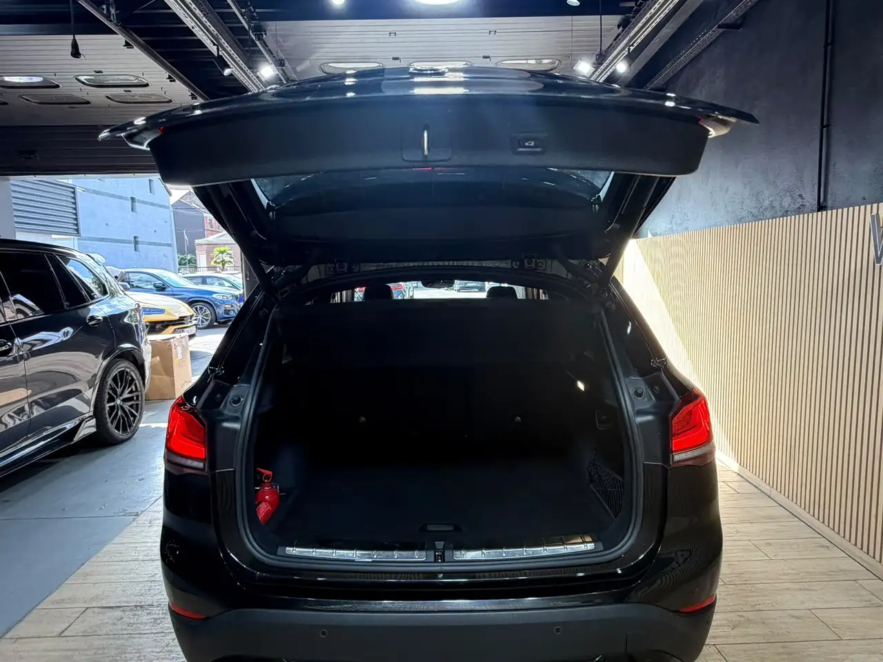 BMW X1 1.5i sDrive18 * SPORT * GARANTIE 12 MOIS * 1ER PROPRIETAIRE *, миниатюра 6