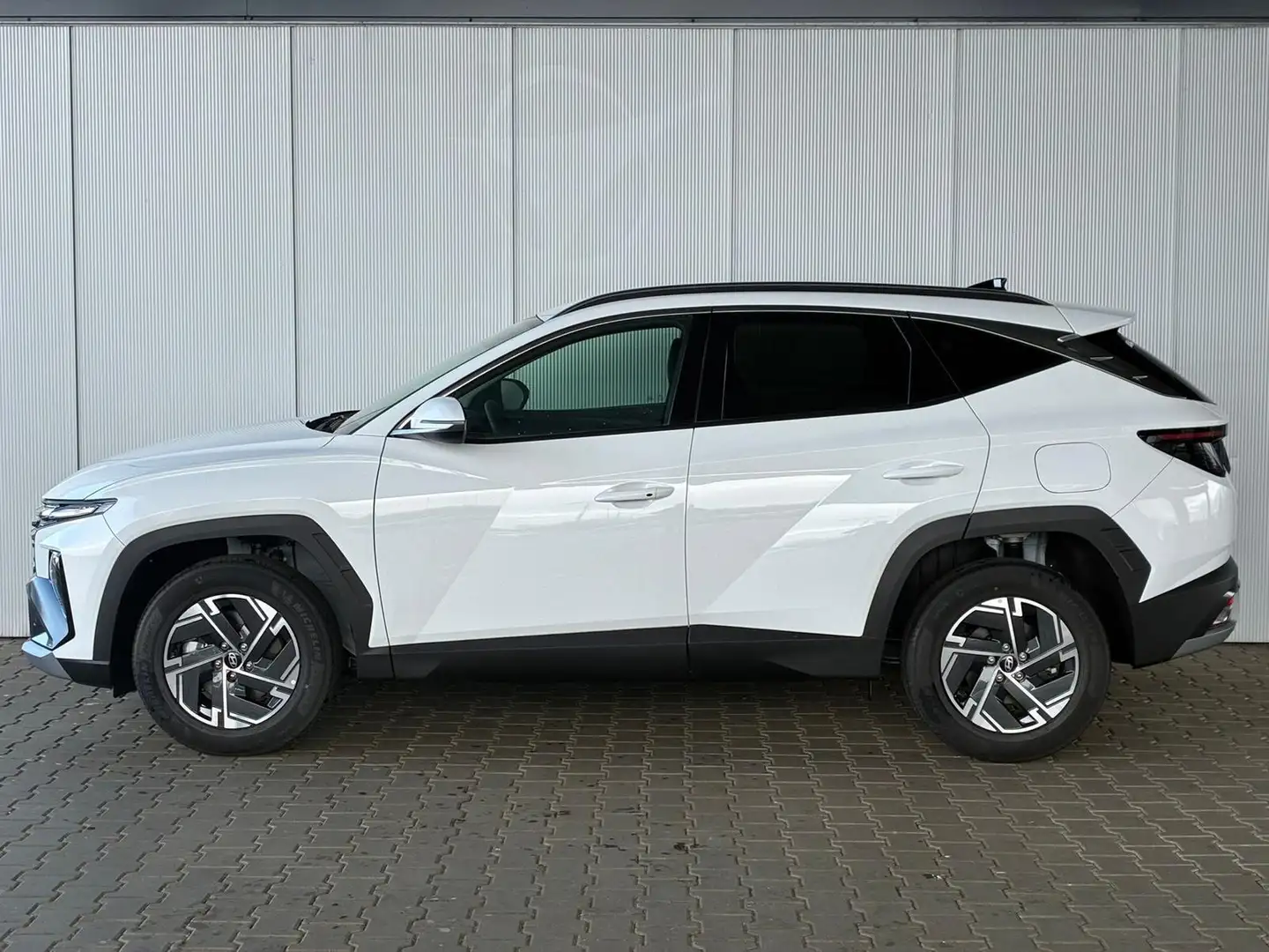 Hyundai TUCSON HEV 2WD Comfort Plus  / Soundsystem ACC Sitz + ... Weiß - 2