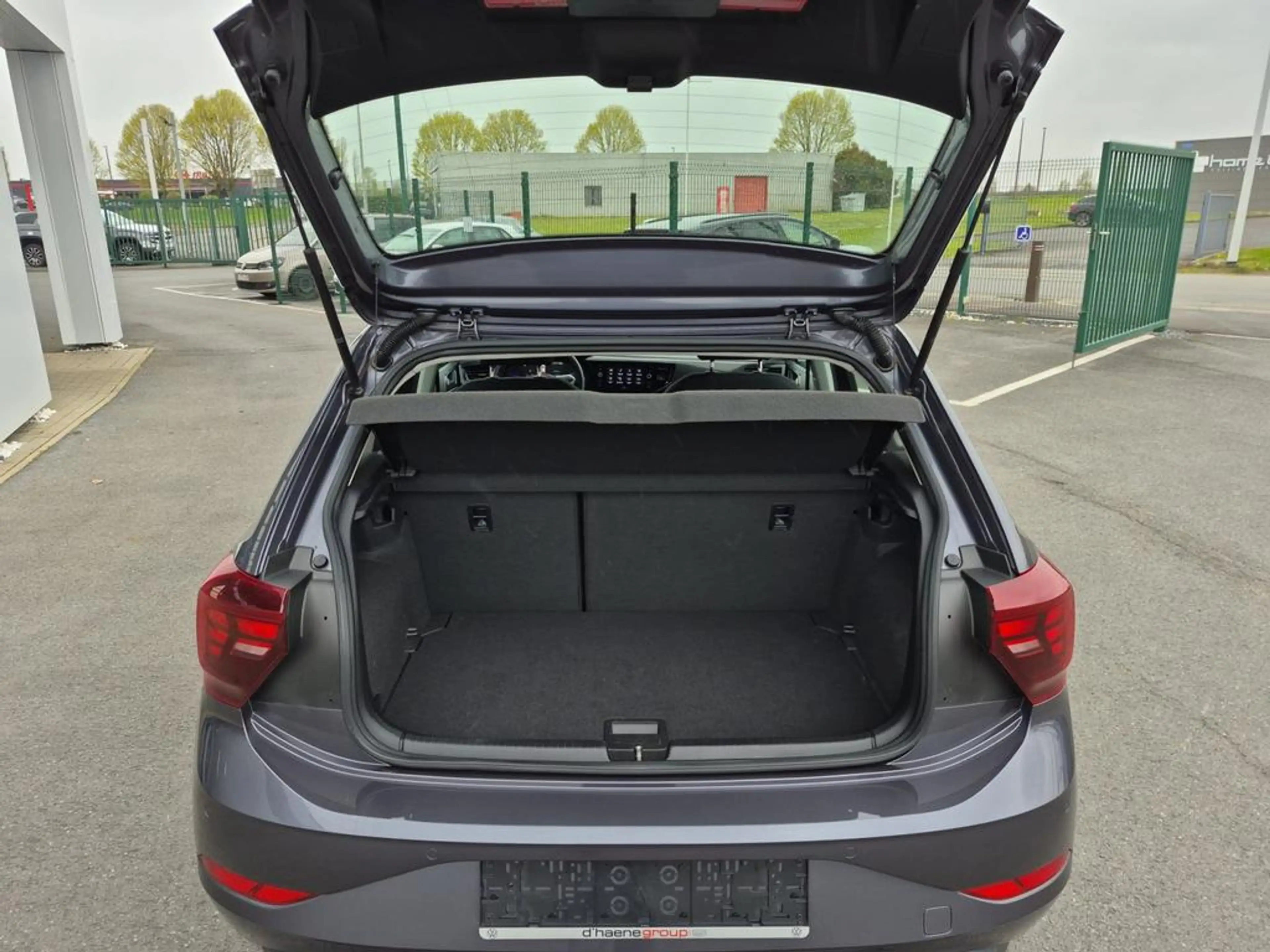 Volkswagen Polo Polo Life Business1.0 TSI OPF 70 kW (95 ch) 5 vitesses manuel — photo 10