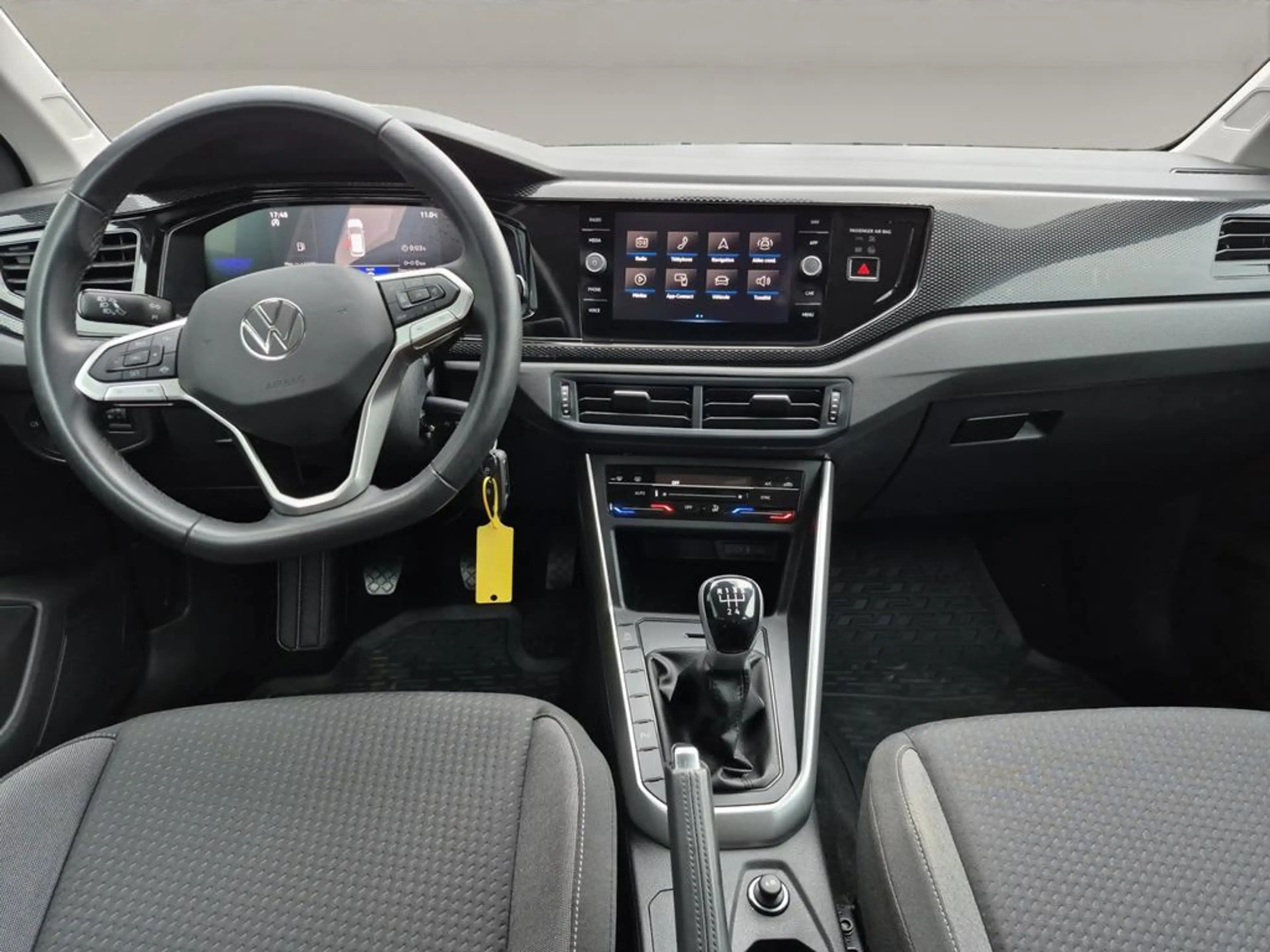 Volkswagen Polo Polo Life Business1.0 TSI OPF 70 kW (95 ch) 5 vitesses manuel — photo 3