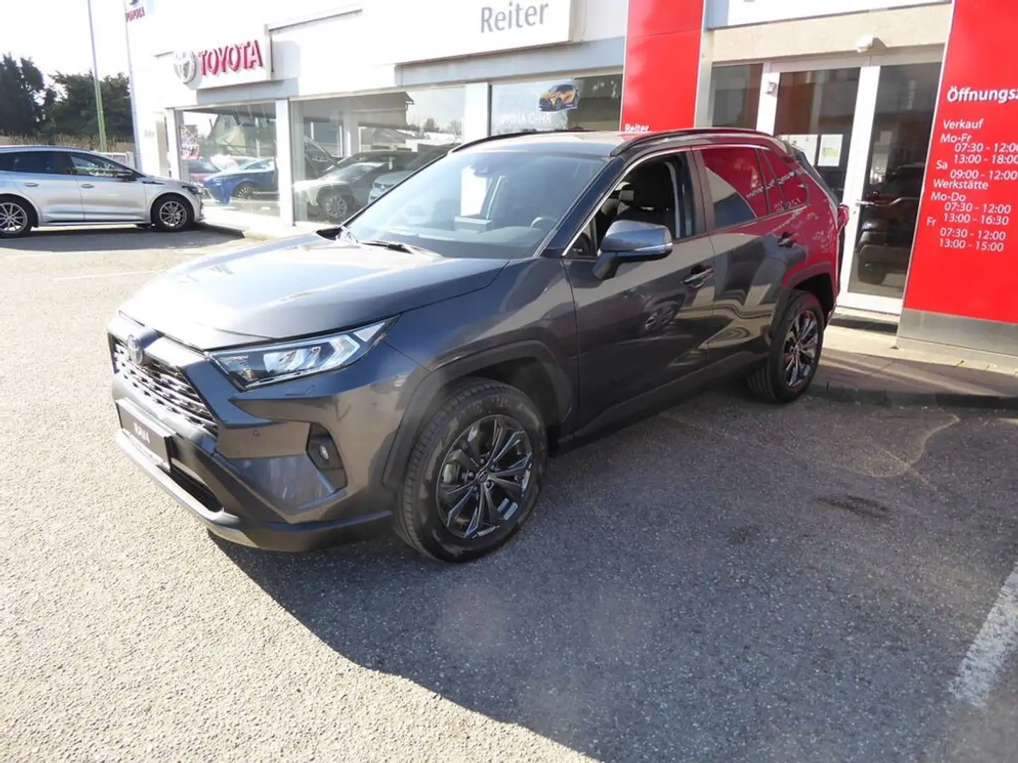 Toyota RAV 4 2,5 Hybrid Active Drive 2WD Aut. Grau - 2