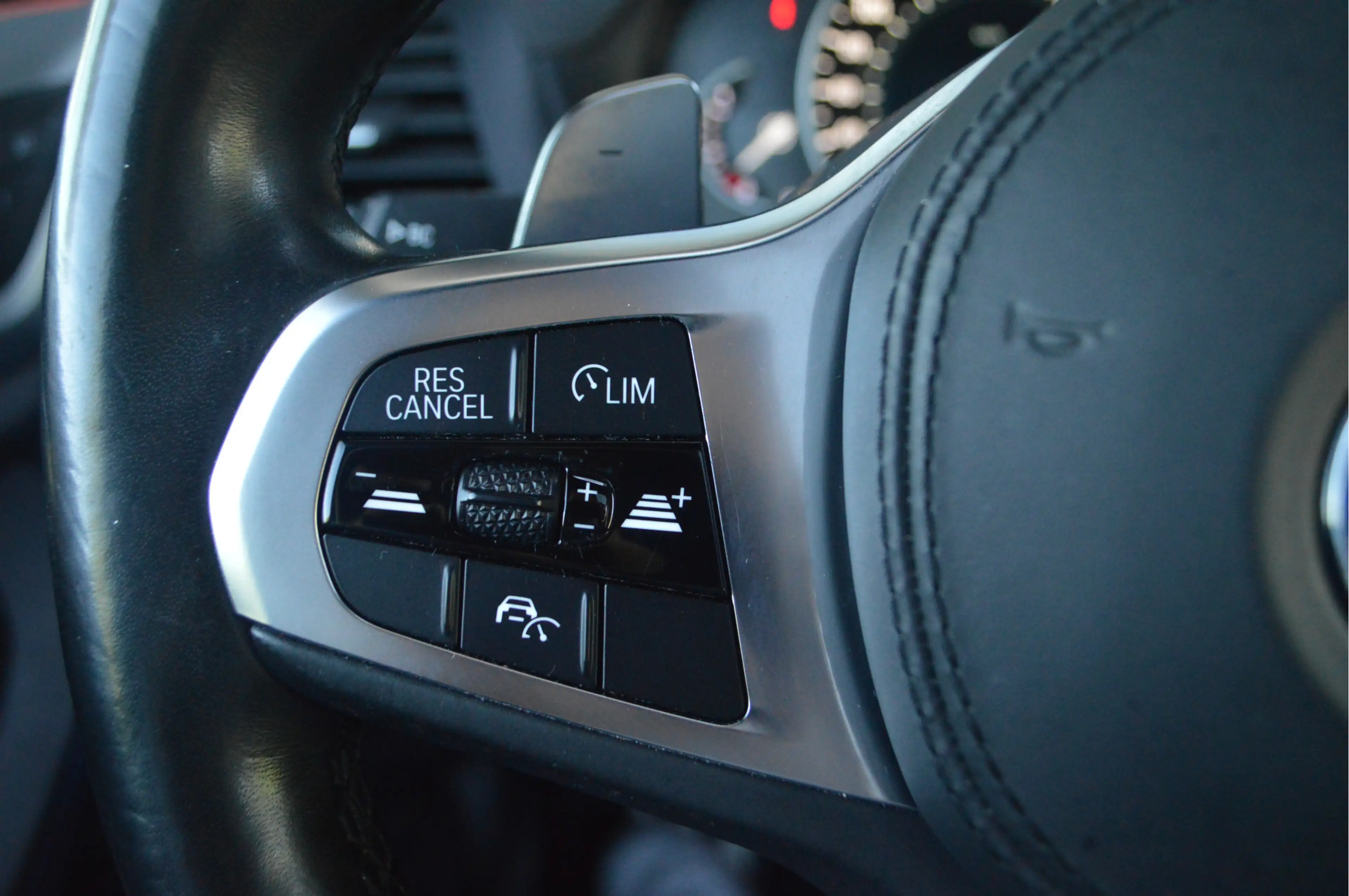 BMW X4 xDrive20i Automaat / Panoramadak / Trekhaak / Spor — photo 9