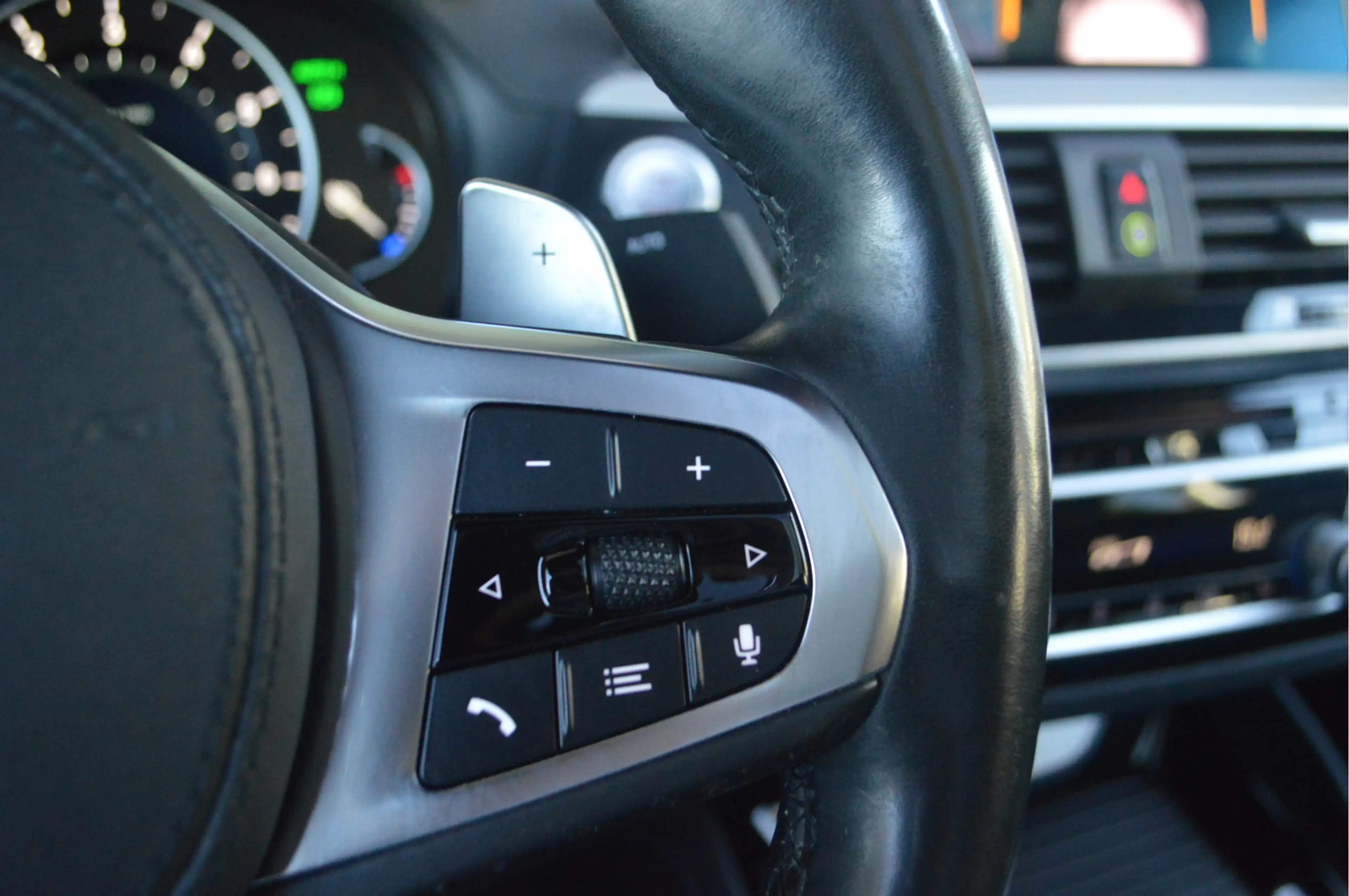 BMW X4 xDrive20i Automaat / Panoramadak / Trekhaak / Spor — photo 13