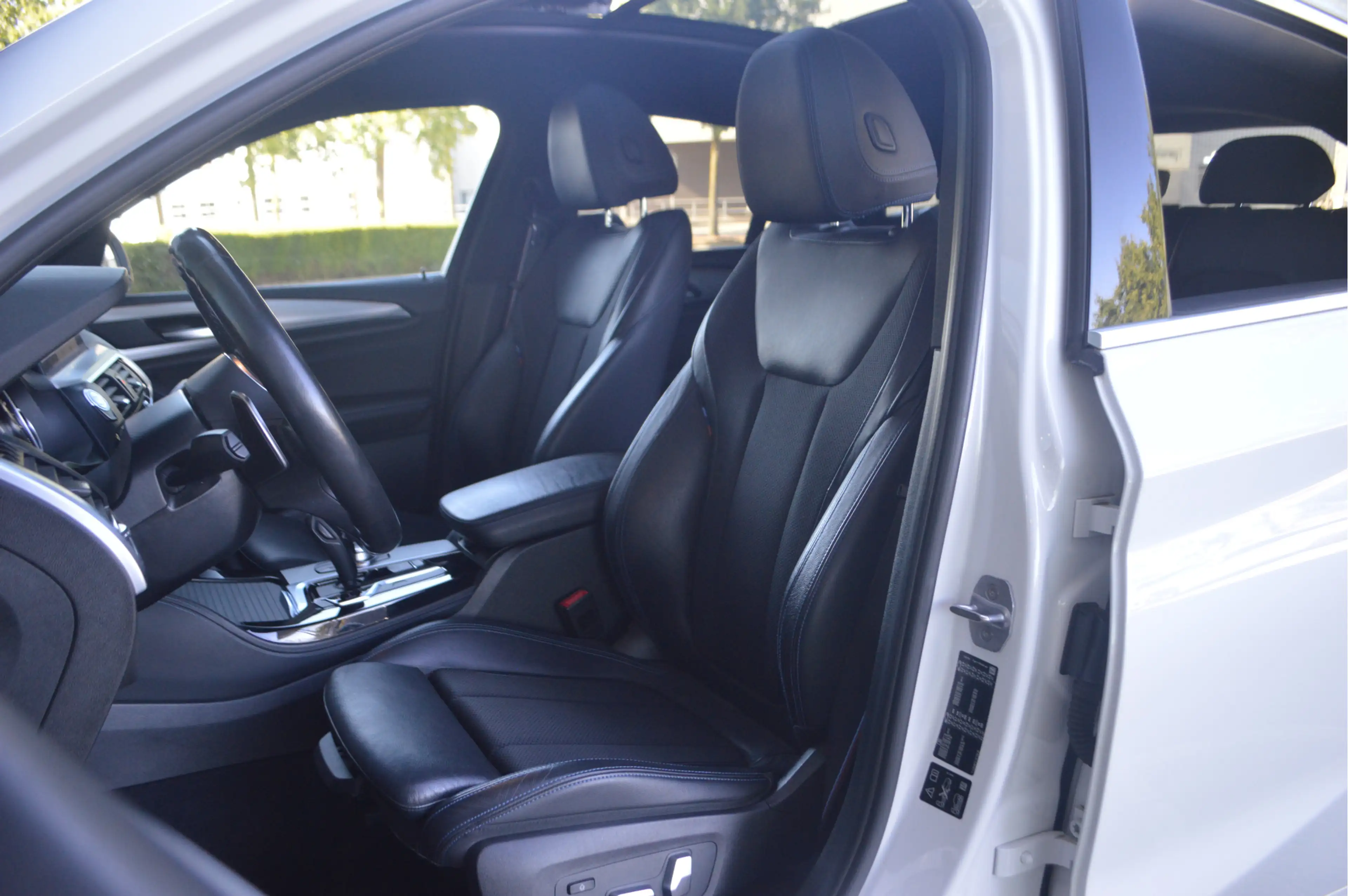 BMW X4 xDrive20i Automaat / Panoramadak / Trekhaak / Spor — photo 7