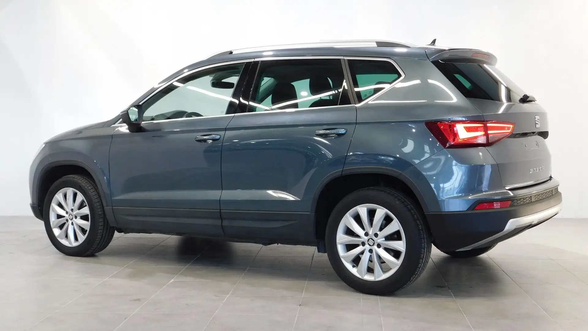 SEAT Ateca 1.5 TSI 150CH ACT START\u0026STOP STYLE DSG EURO6D Gri - 2