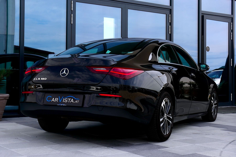 Mercedes-Benz CLA 180 Aut. *Digitales Cockpit-Advanced-Paket-LED* — photo 7