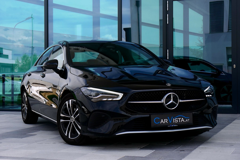 Mercedes-Benz CLA 180 Aut. *Digitales Cockpit-Advanced-Paket-LED* — photo 4