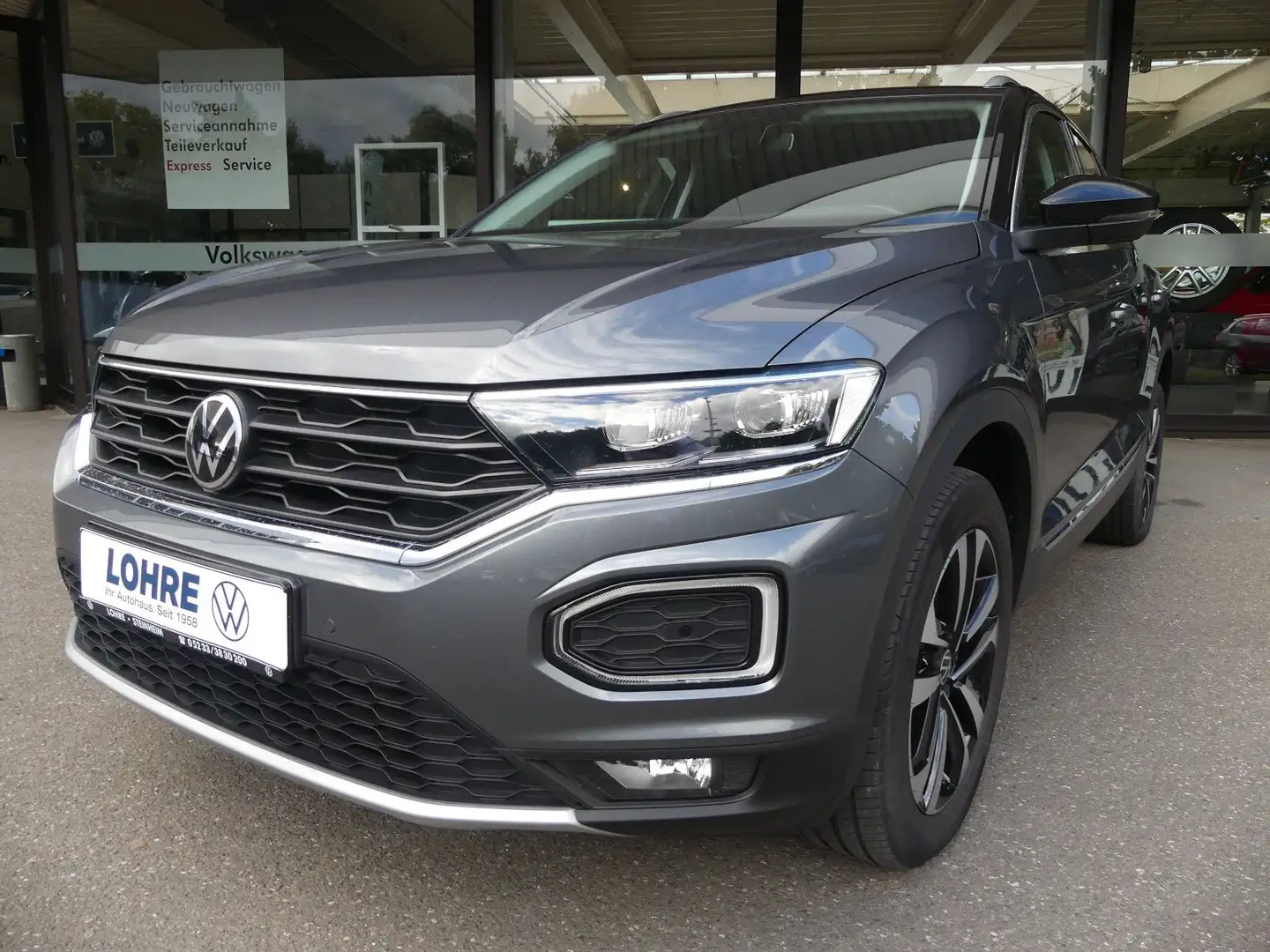 Volkswagen T-Roc 1.5 TSI United Grau - 1
