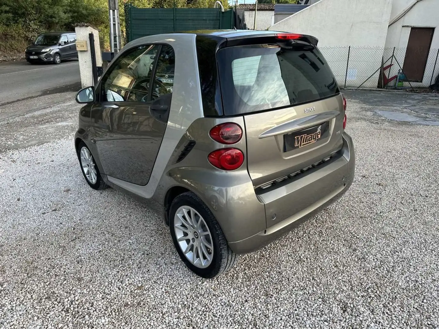 smart forTwo SMART FORTWO II (2) COUPE PASSION MHD 52 KW SOFTOUCH Gris - 2