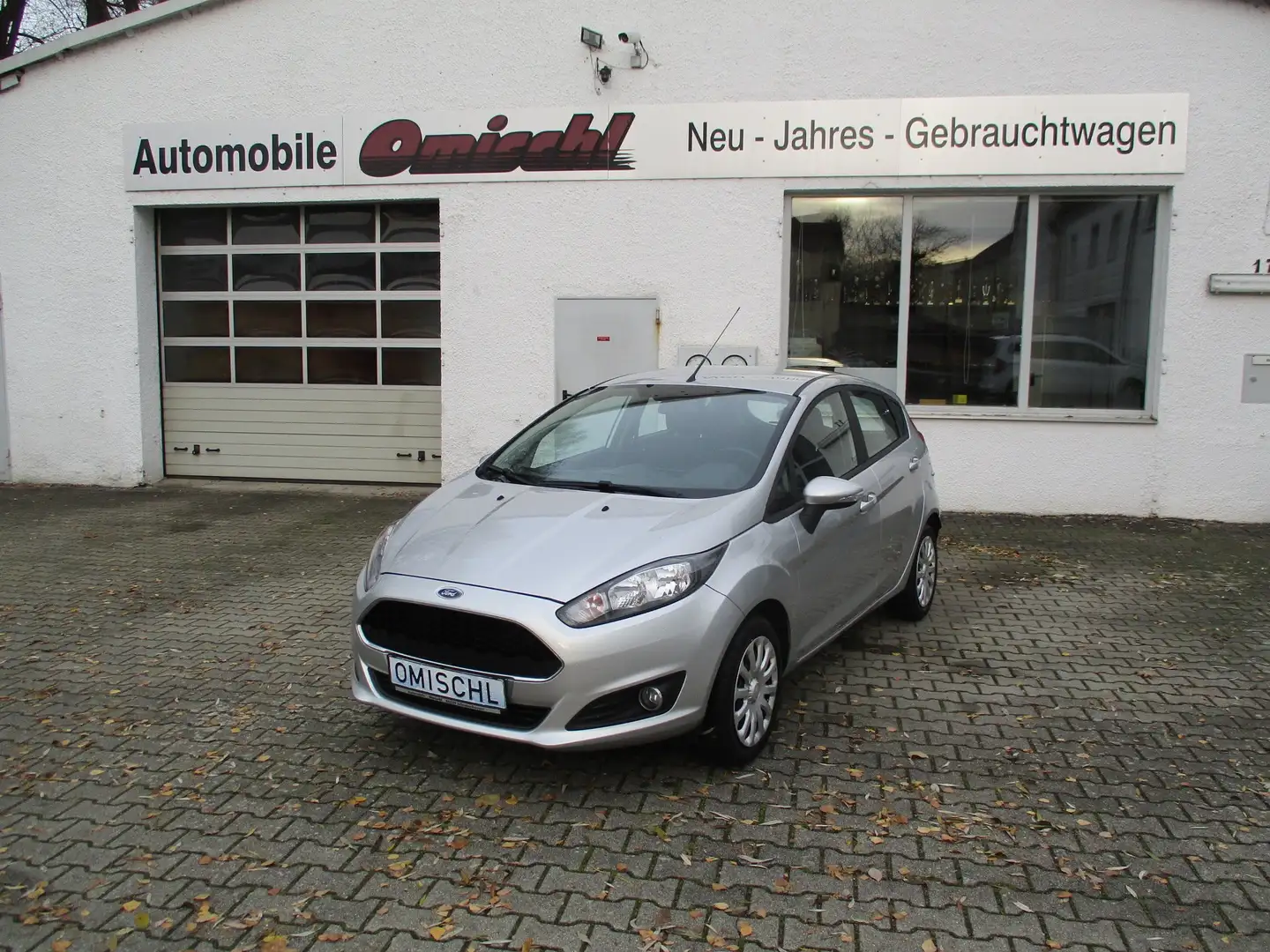 Ford Fiesta Fiesta 1.0 EcoBoost Celebration PDC SHZ Silber - 1