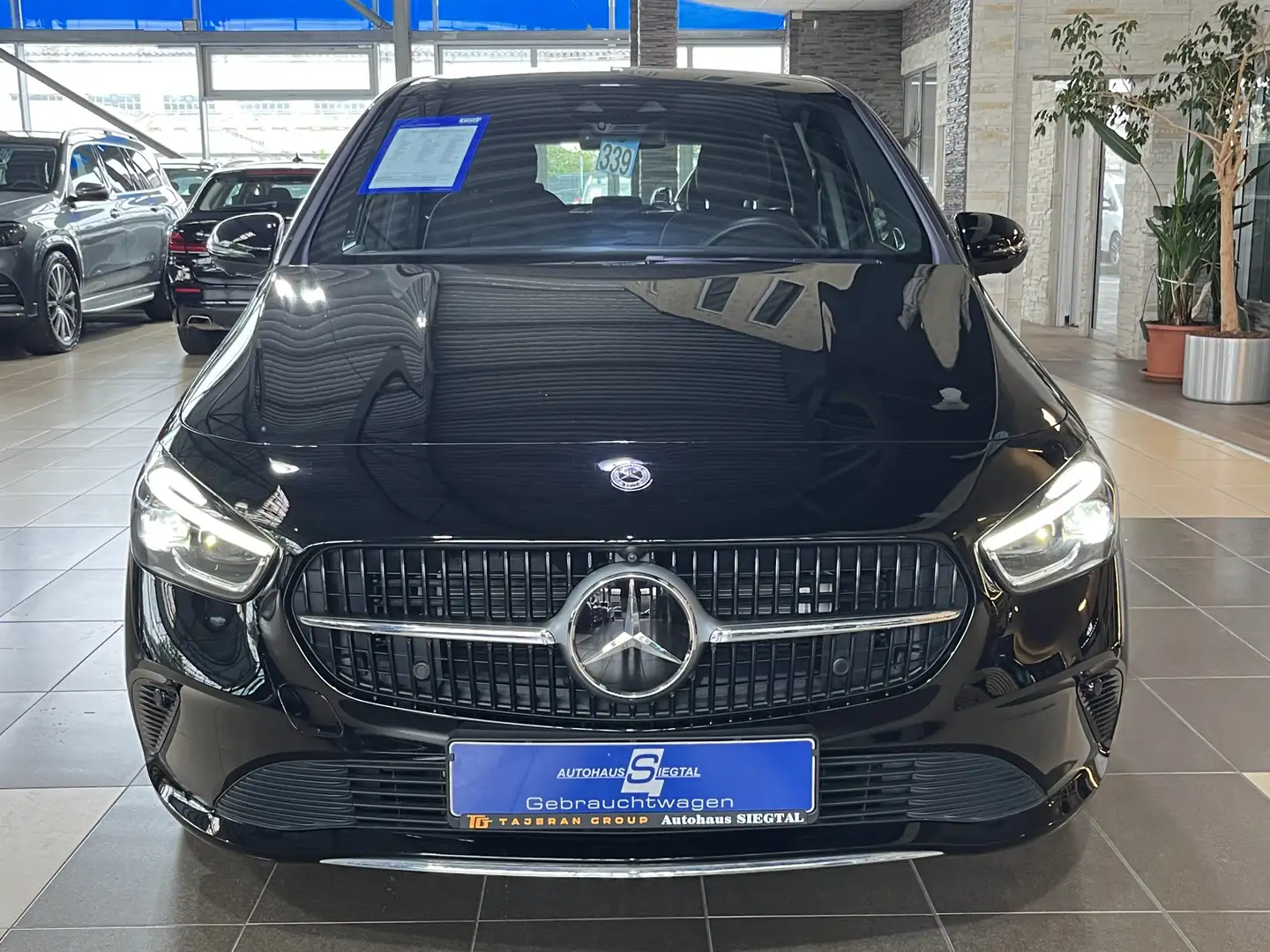 Mercedes-Benz B 250 e Progressive Burmester AHK LED Distr.+ Schwarz - 2
