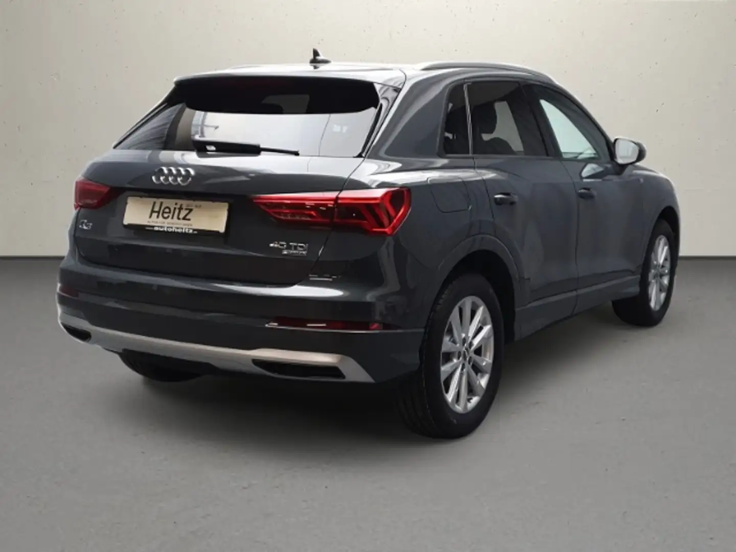 Audi Q3 40 TDI quattro S tronic advanced AHK Navi ACC Grau - 2