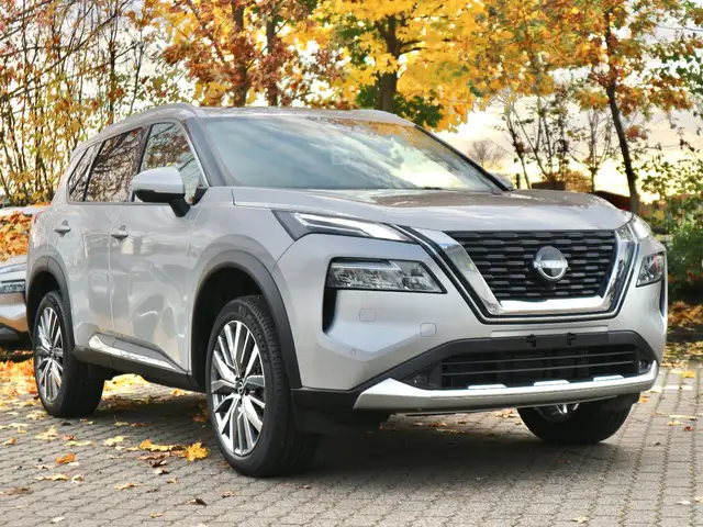 Nissan X-Trail view 6
