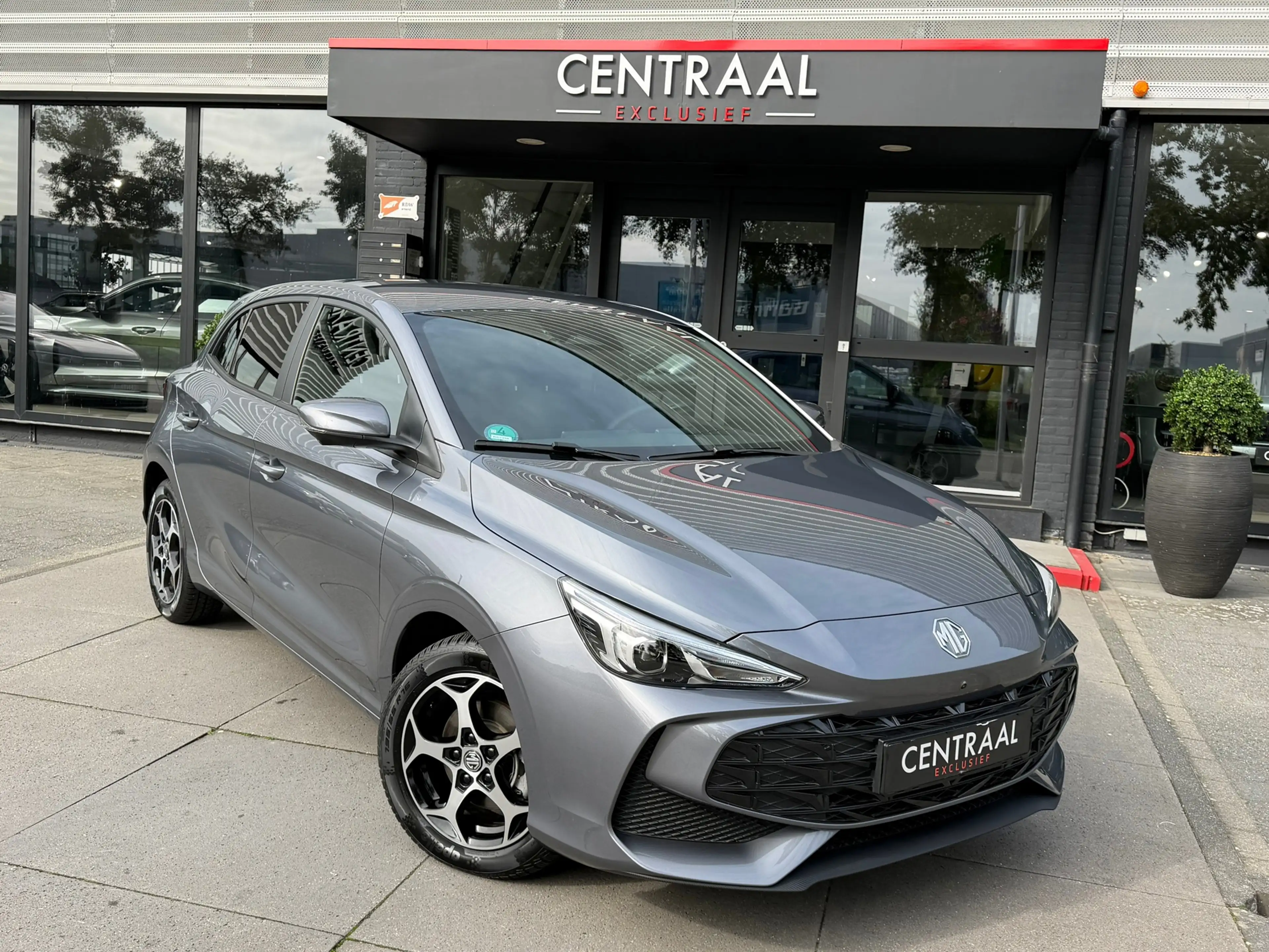 MG MG3 Hybrid+ 1.5 Hybrid+ Luxury ACC|Carplay|Keyless|360 — photo 3