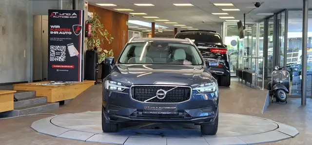 Volvo XC60 view 2