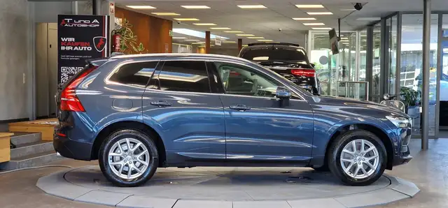 Volvo XC60 view 5