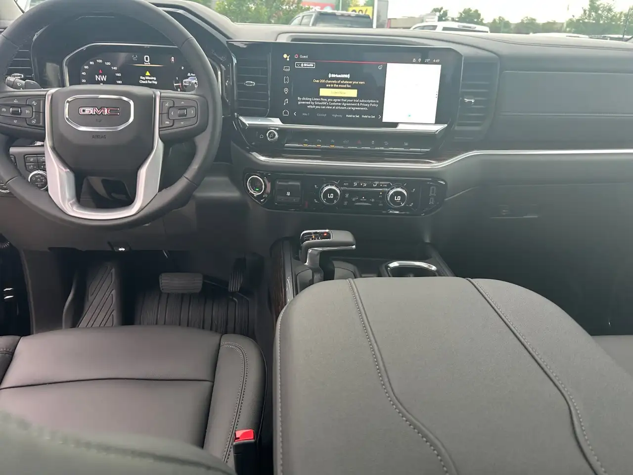 GMC Sierra 1500 снимка GMC Sierra 1500