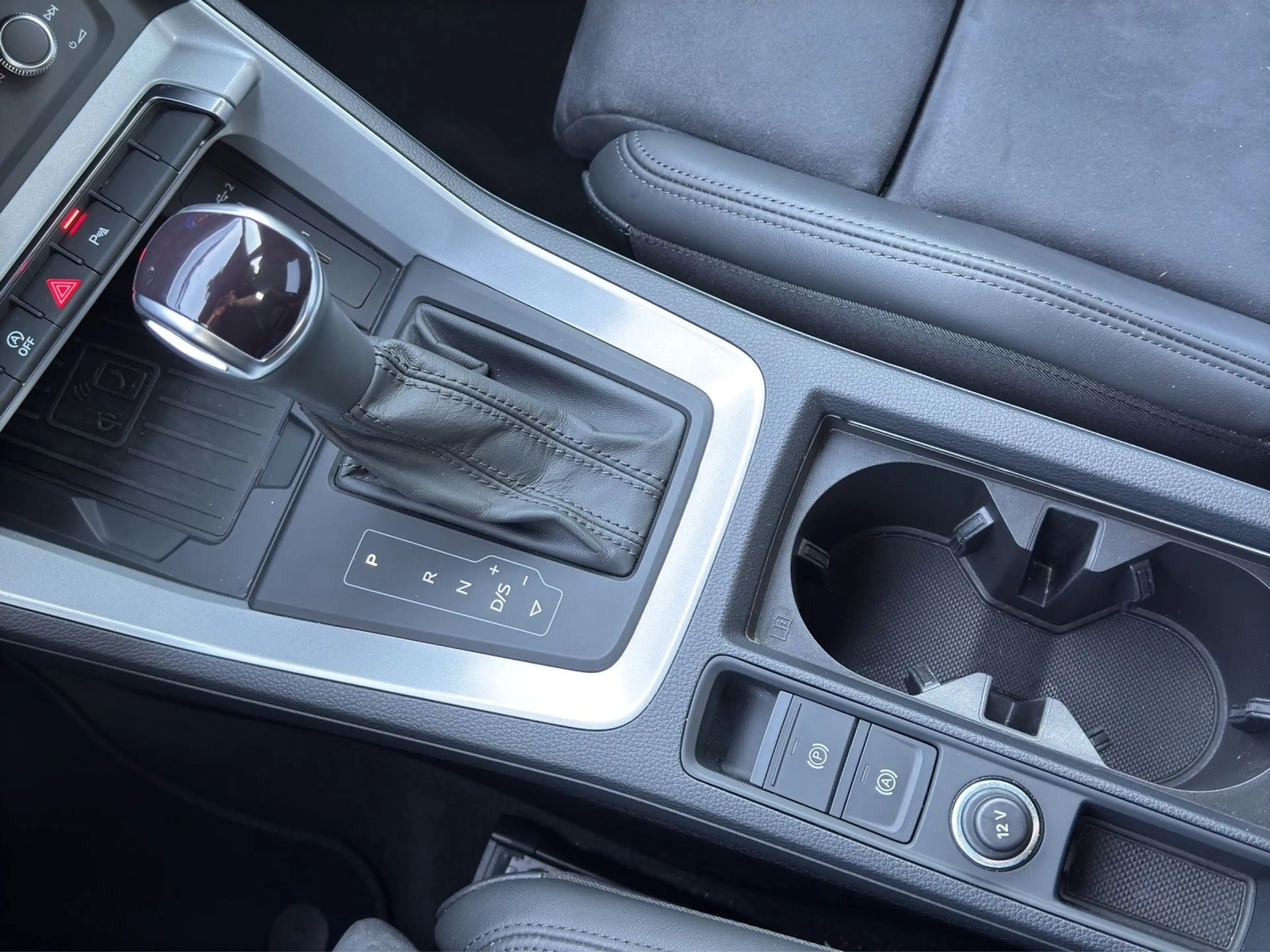 Audi Q3 35 TDI S LINE LEDER LM18 KAMERA VIRTUAL — photo 7