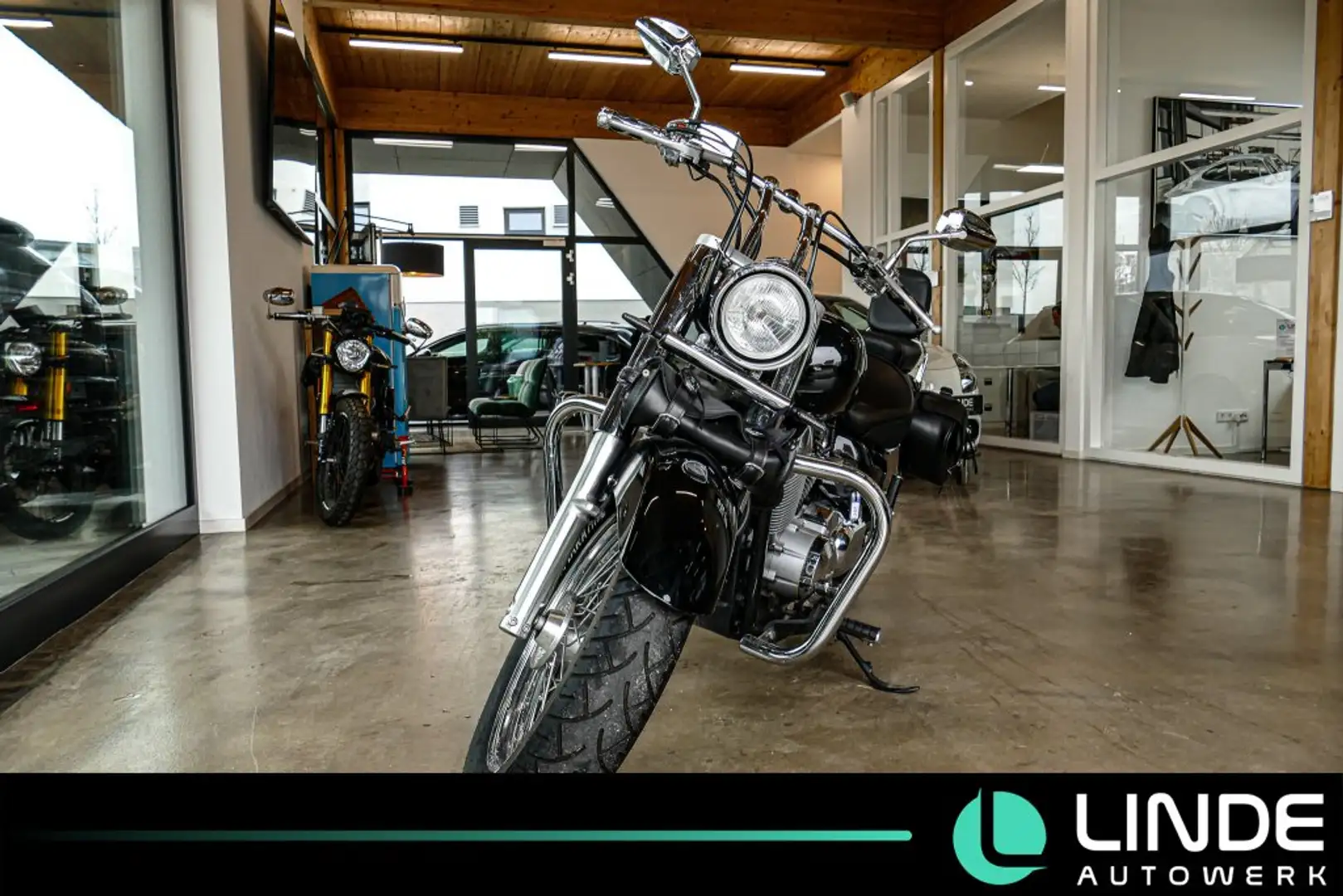 Honda VT 750 Shadow 750 (RC 50) Chopper Negro - 2