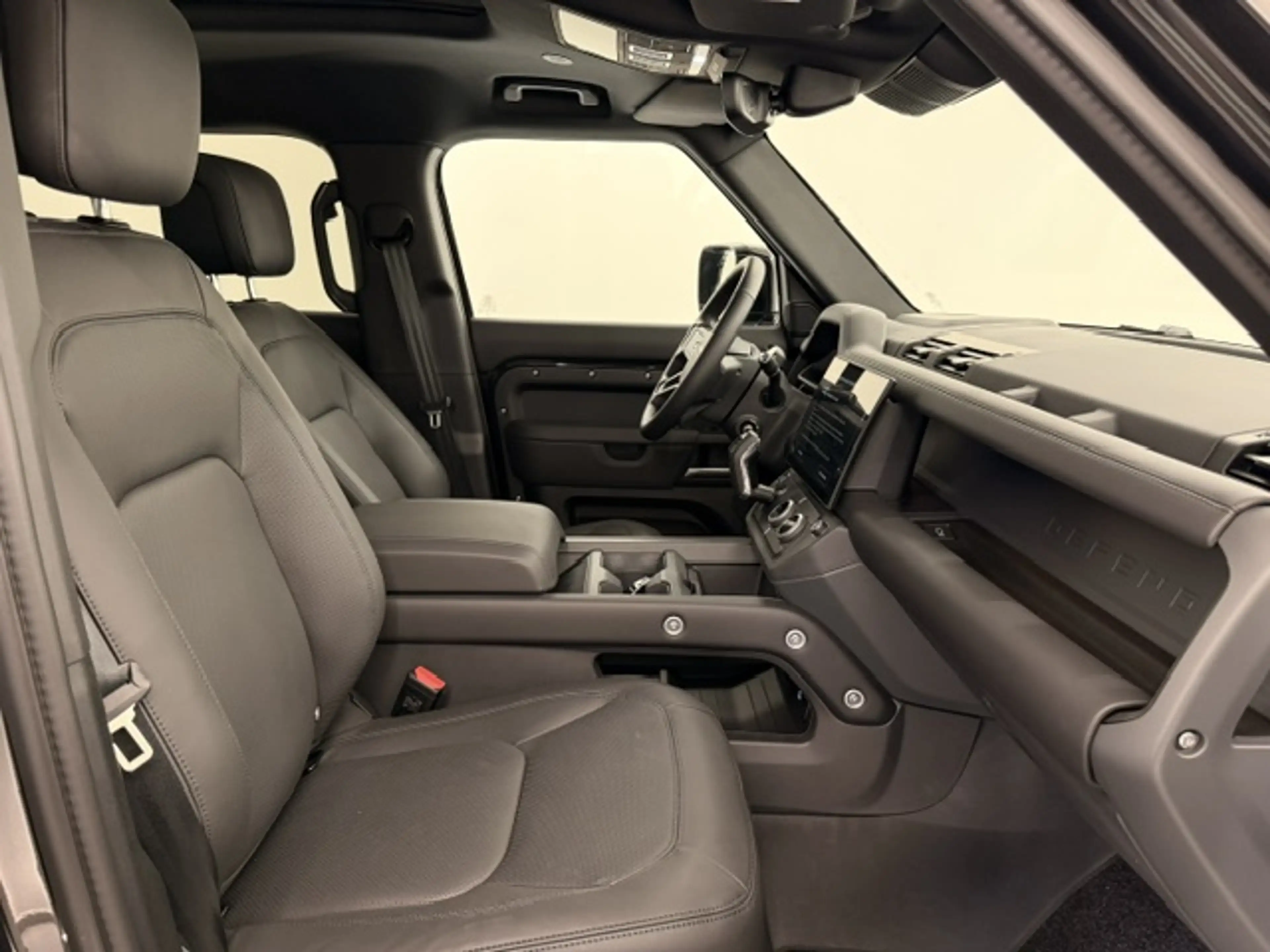 Land Rover Defender X-DYNAMIC HSE PHEV NIEUW+TAL VAN OPTIES — photo 11
