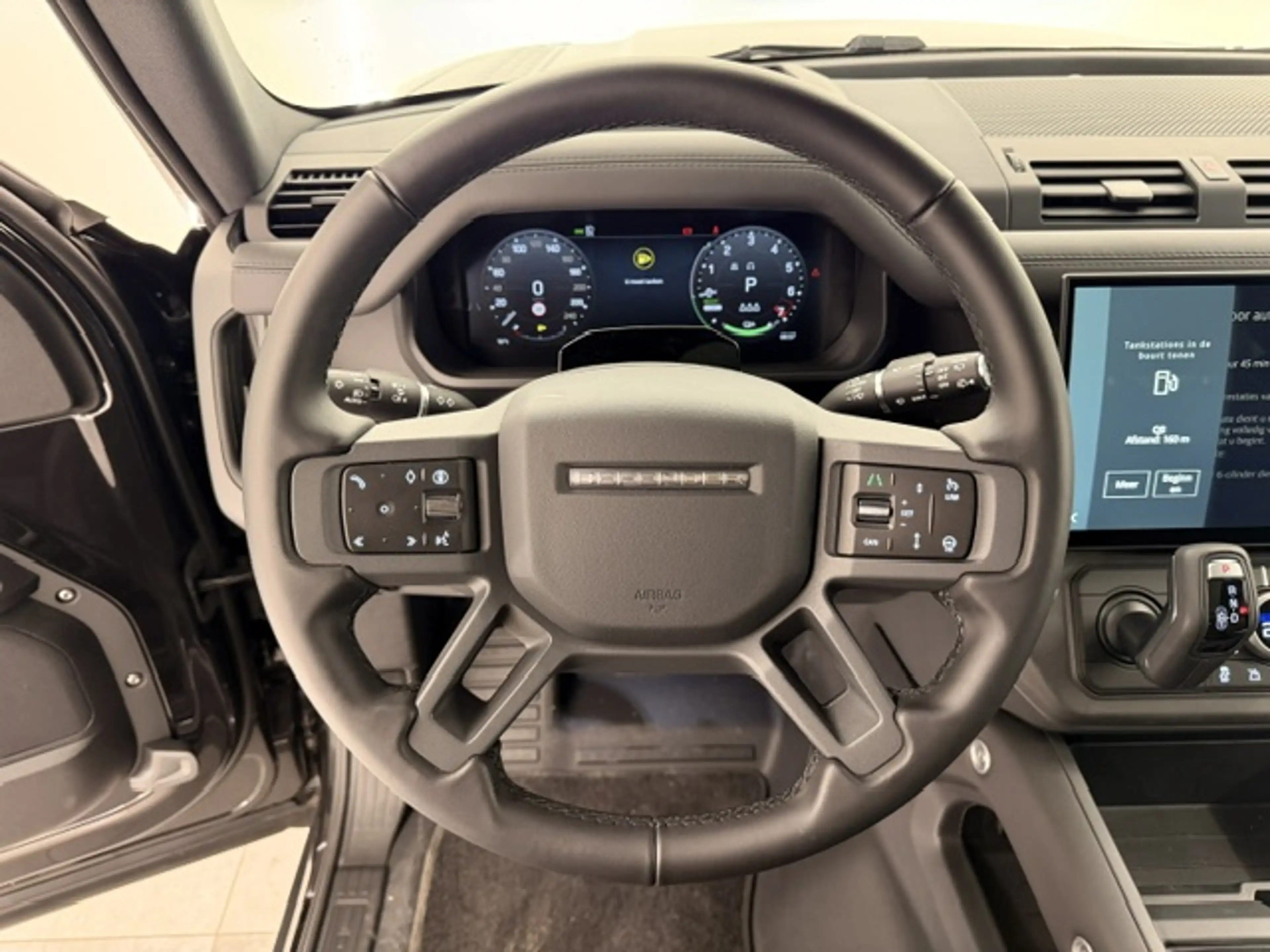 Land Rover Defender X-DYNAMIC HSE PHEV NIEUW+TAL VAN OPTIES — photo 8