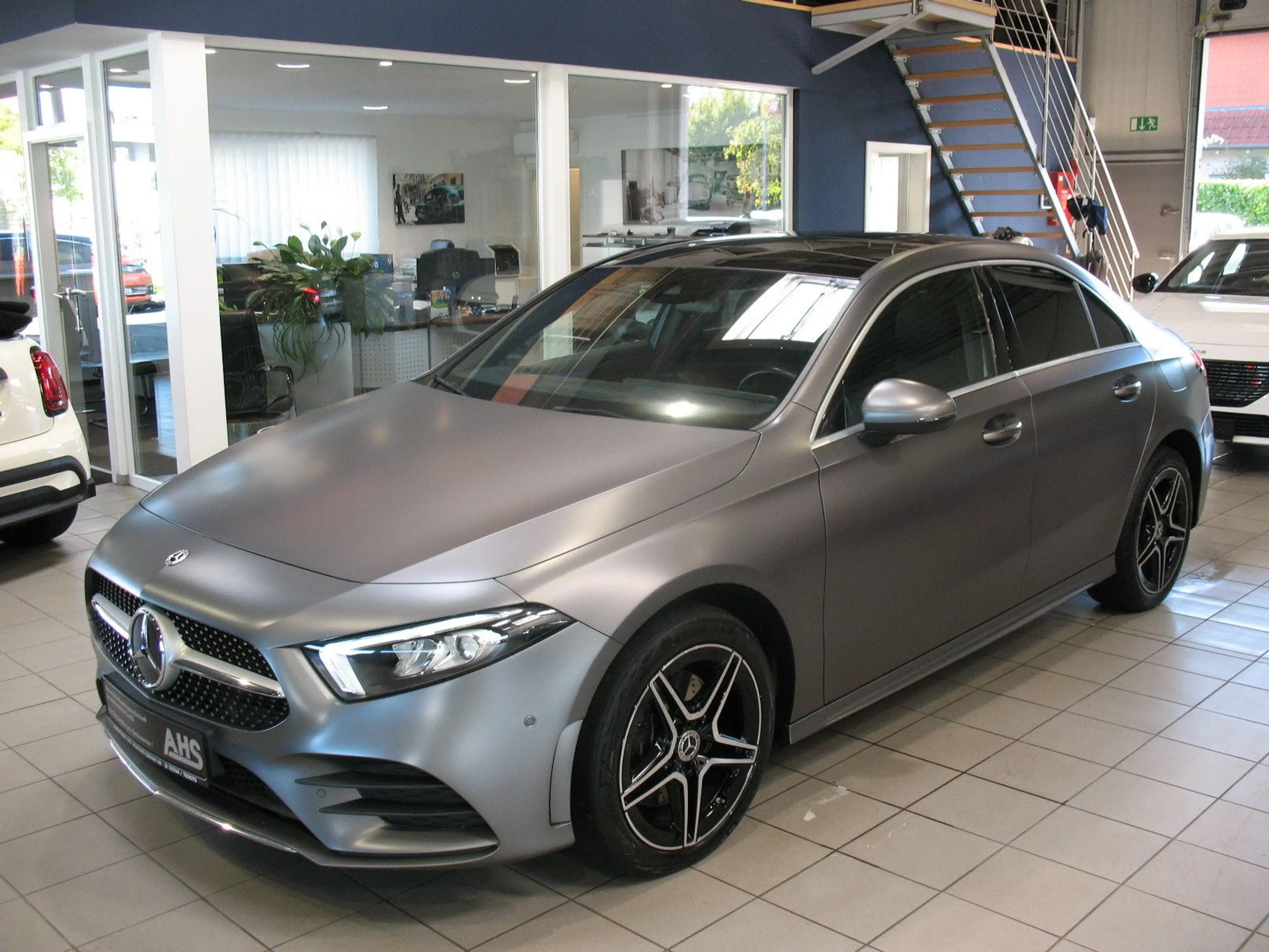 Mercedes-Benz A 250 e 8G-DCT AMG Line *LED*SHD*PANORAMA*